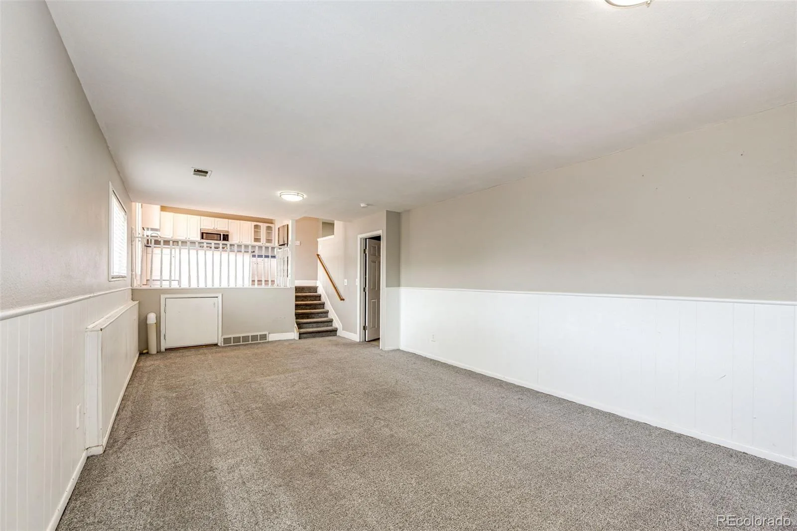 4674 S Estes Street Littleton CO 80123 | MLS #REC8910602 06022026063152 1600 11