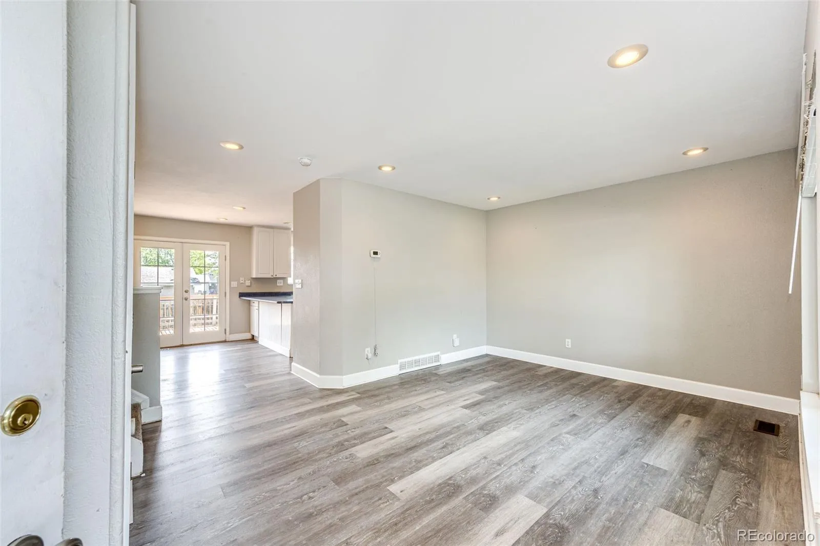 4674 S Estes Street Littleton CO 80123 | MLS #REC8910602 06022026063152 1600 2