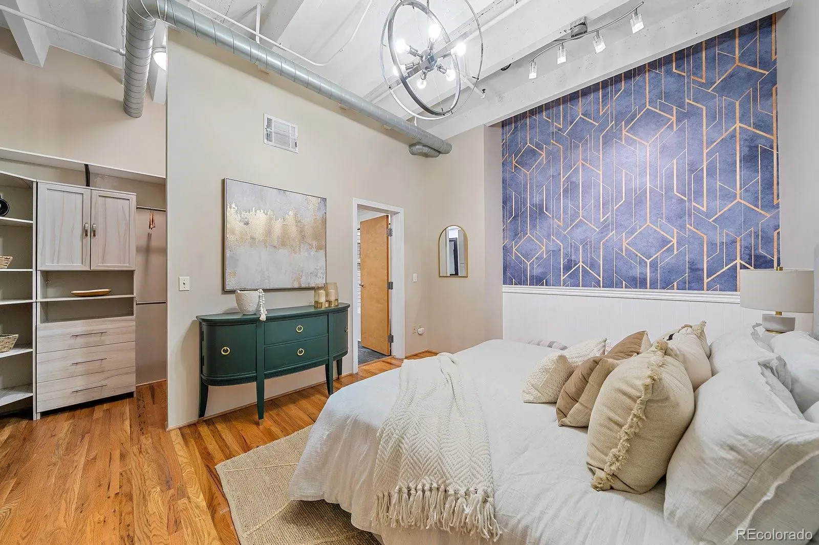 03132026160403 1600 14