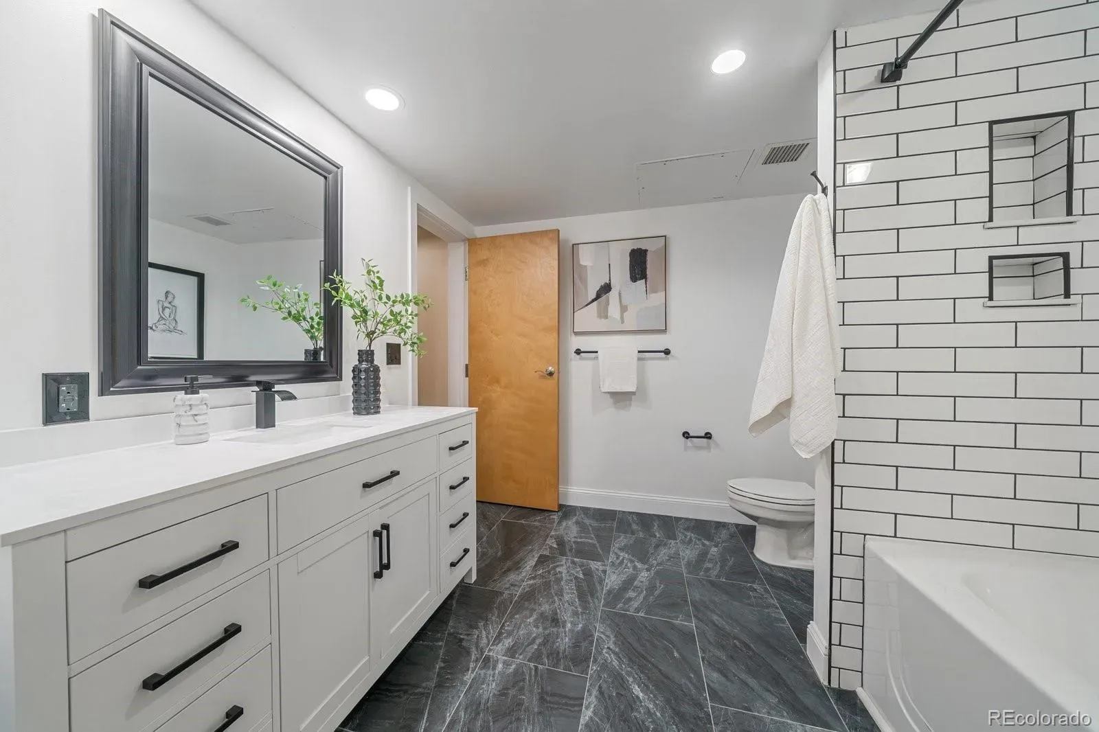 03132026160403 1600 17