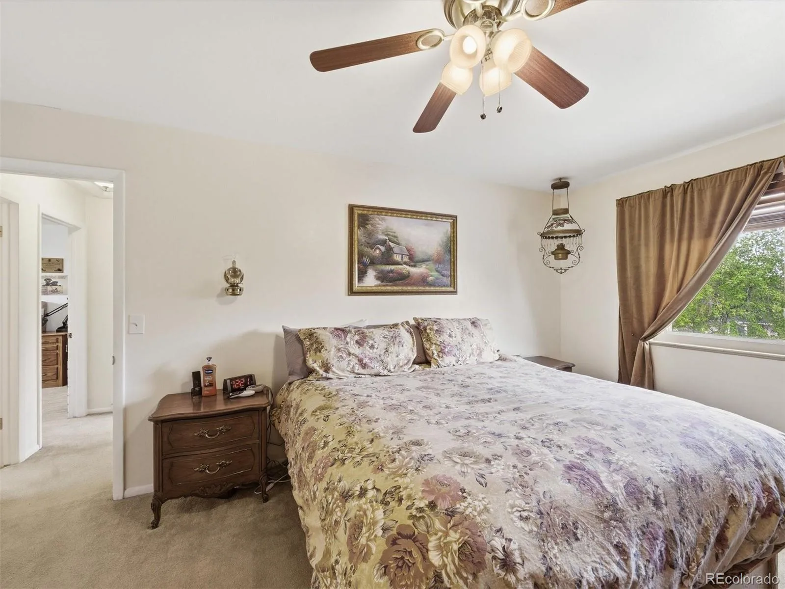 4827 S Lewis Court Littleton CO 80127 | MLS #REC8913359 08252026163900 1600 18