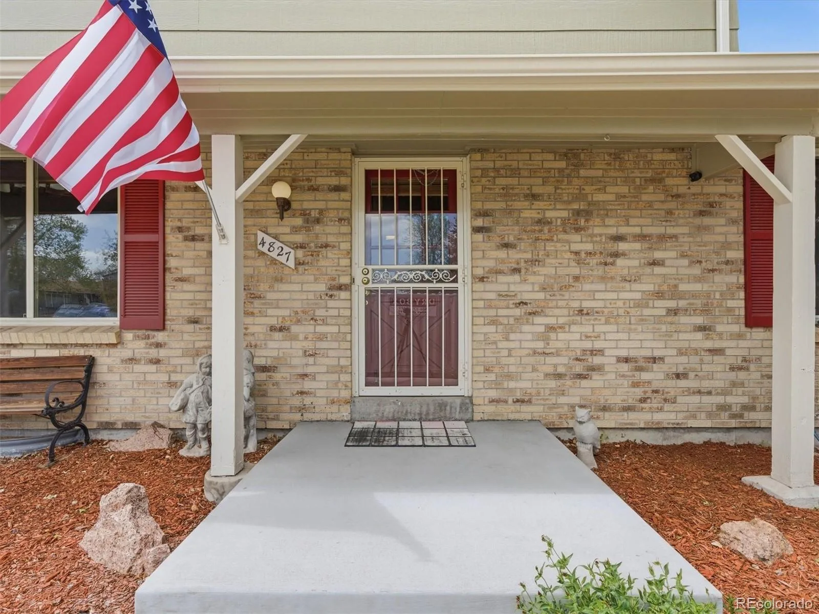 4827 S Lewis Court Littleton CO 80127 | MLS #REC8913359 08252026163900 1600 2
