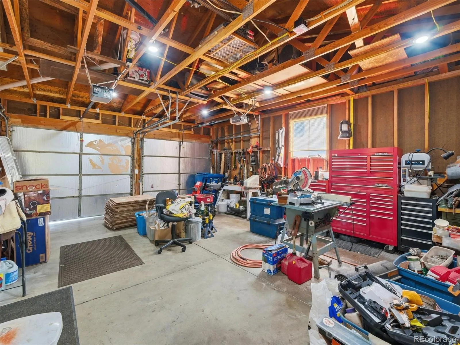 4827 S Lewis Court Littleton CO 80127 | MLS #REC8913359 08252026163900 1600 29