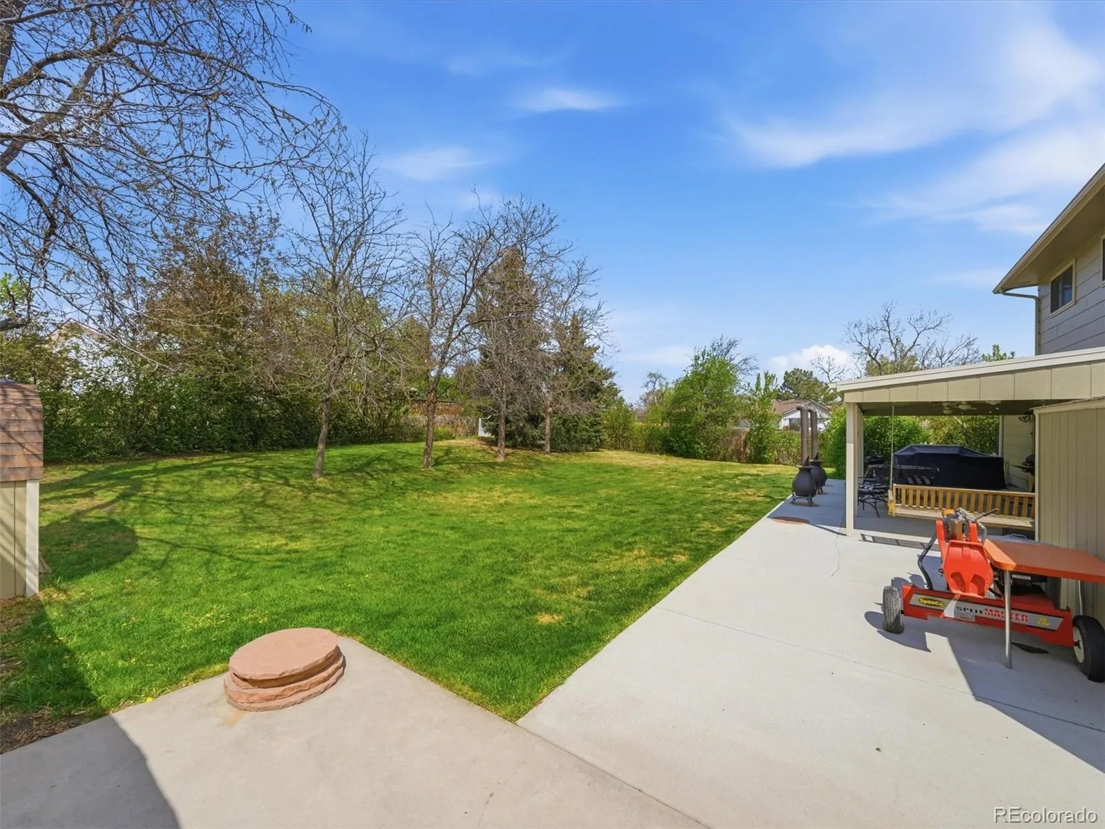 4827 S Lewis Court Littleton CO 80127 | MLS #REC8913359 08252026163900 1600 37