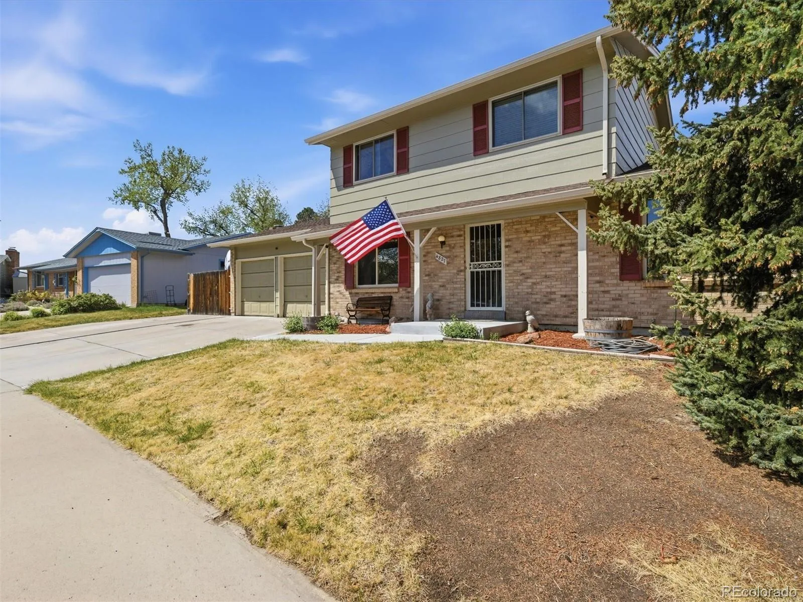 4827 S Lewis Court Littleton CO 80127 | MLS #REC8913359 08252026163900 1600 42