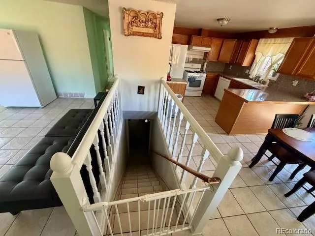 2077 Kingston Street Aurora CO 80010 MLS #REC8915113 04192026231033 640 6