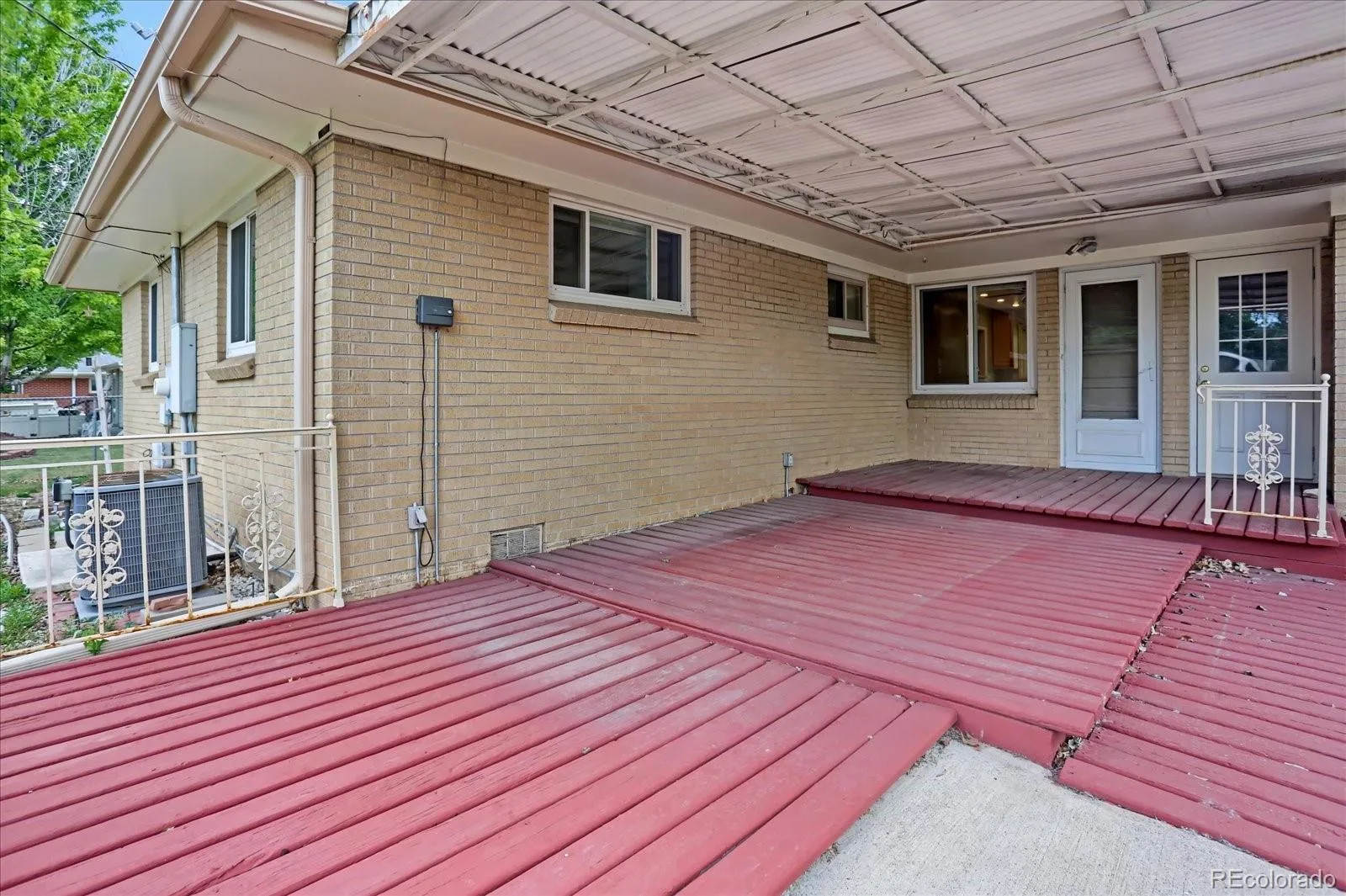 5448 S Julian Street Littleton CO 80123 | MLS #REC8918819 07312026231502 1600 17