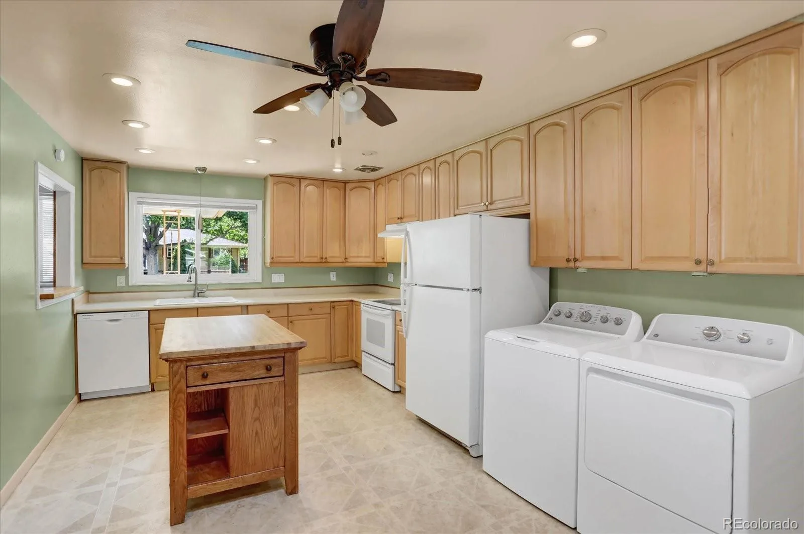 5448 S Julian Street Littleton CO 80123 | MLS #REC8918819 07312026231502 1600 8
