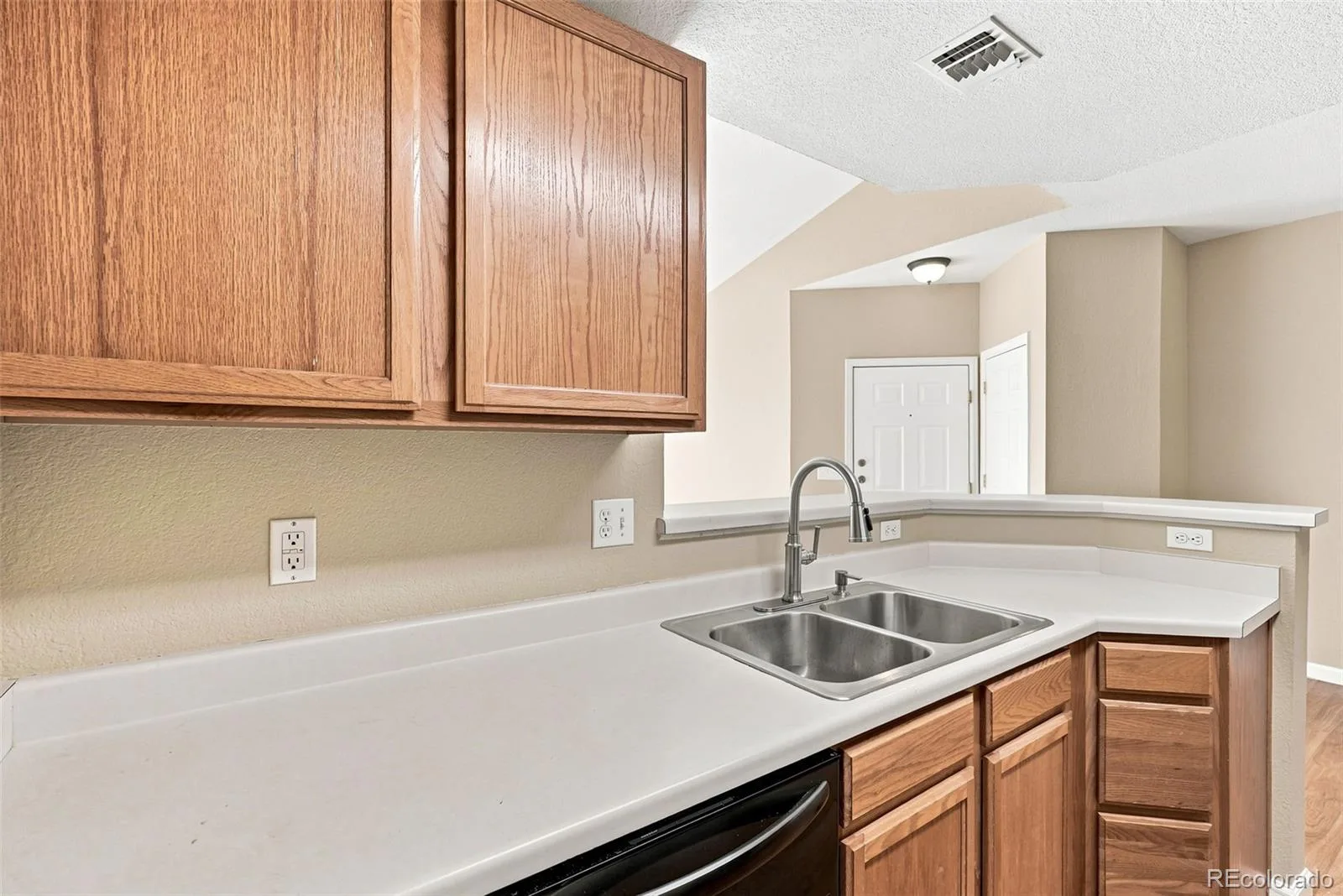 7440 S Blackhawk Street #15-306 Englewood CO 80112 | MLS #REC8919304 07162026194754 1600 17