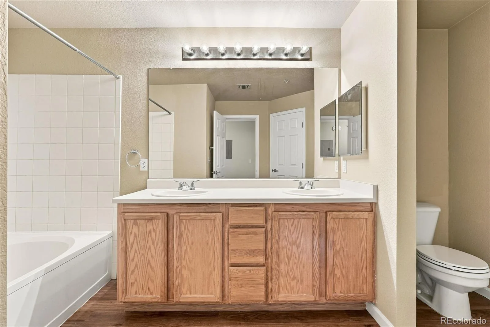7440 S Blackhawk Street #15-306 Englewood CO 80112 | MLS #REC8919304 07162026194754 1600 28