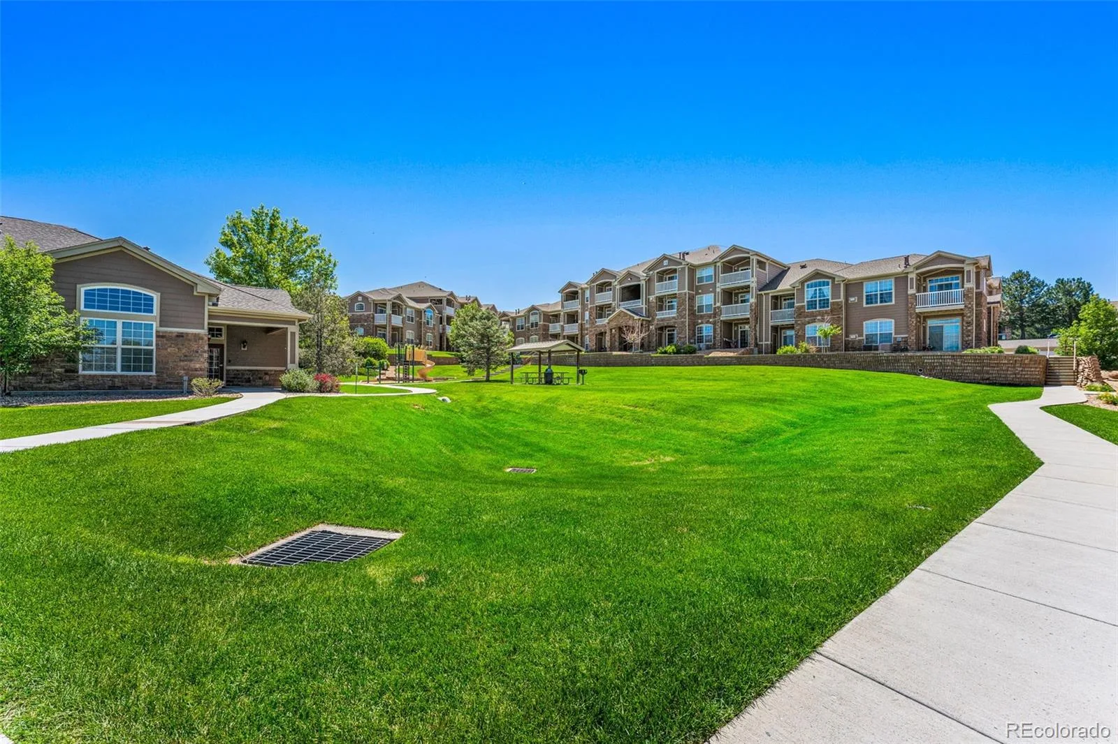7440 S Blackhawk Street #15-306 Englewood CO 80112 | MLS #REC8919304 07162026194754 1600 33