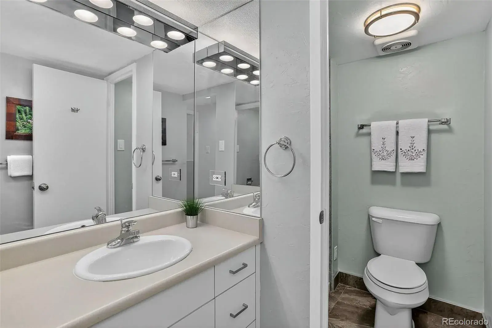 10062025153241 1600 12