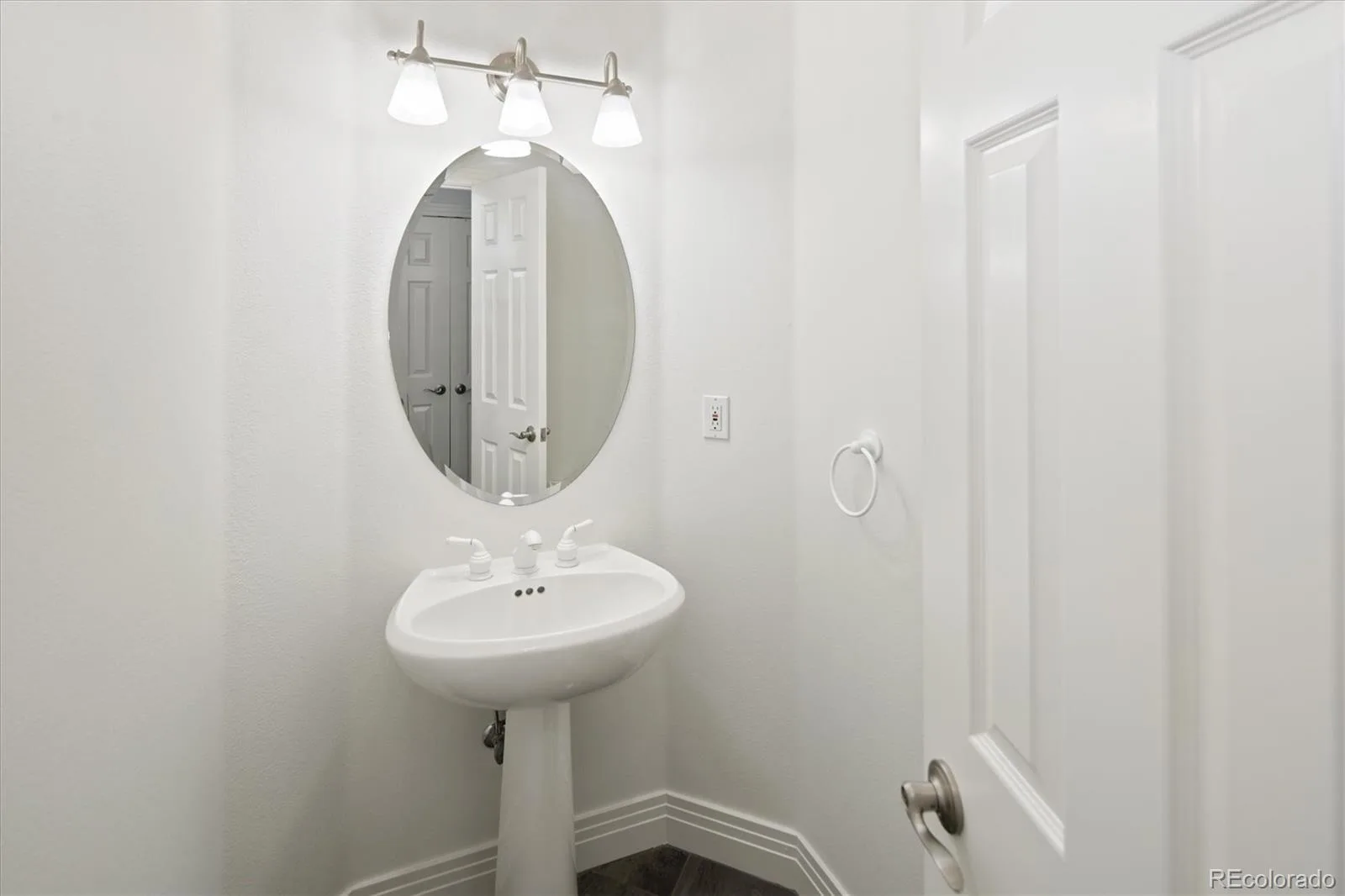 10008 Oak Tree Court Lone Tree CO 80124 MLS #REC8923026 06192026234218 1600 24