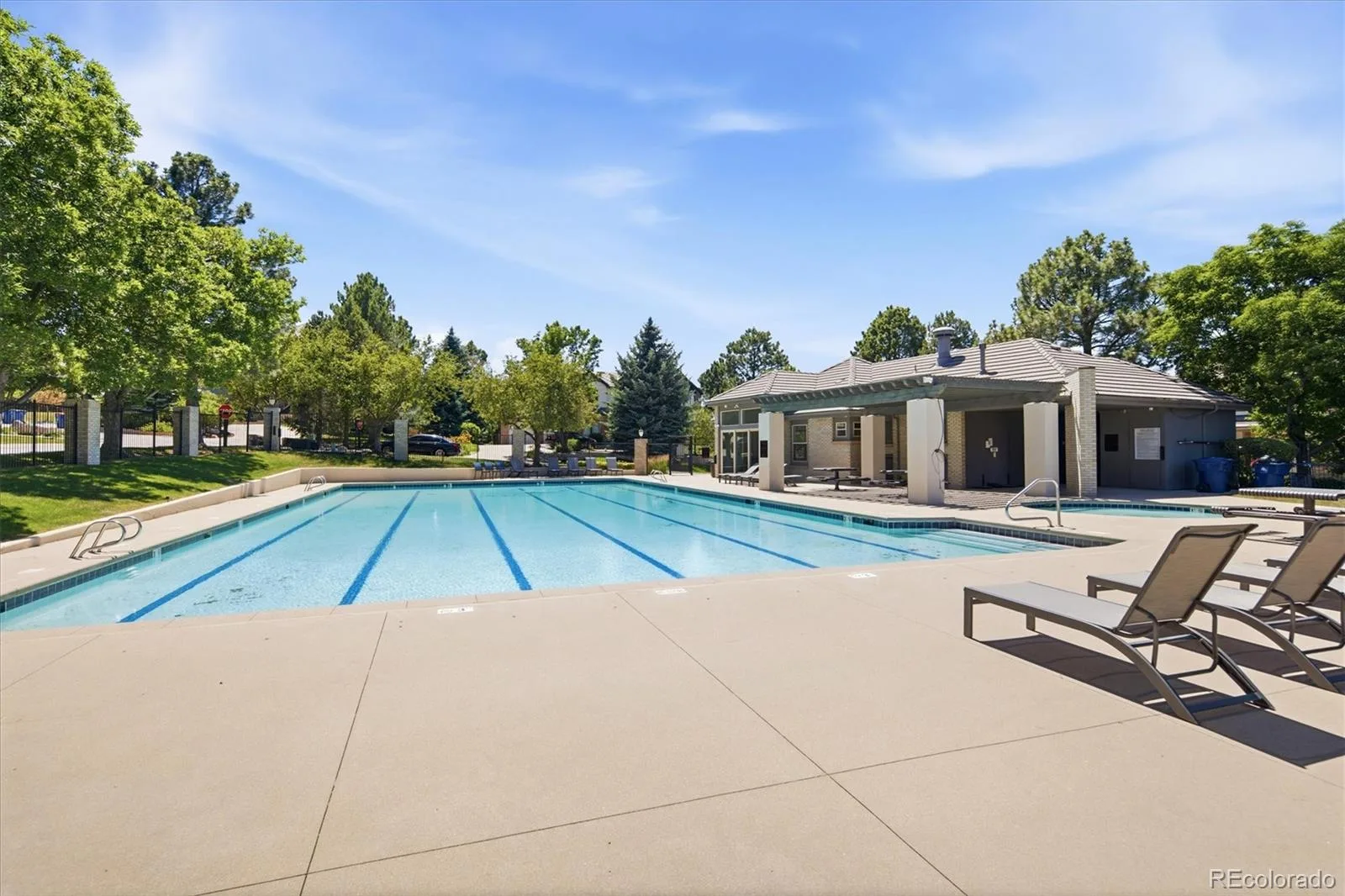 10008 Oak Tree Court Lone Tree CO 80124 MLS #REC8923026 06192026234218 1600 49