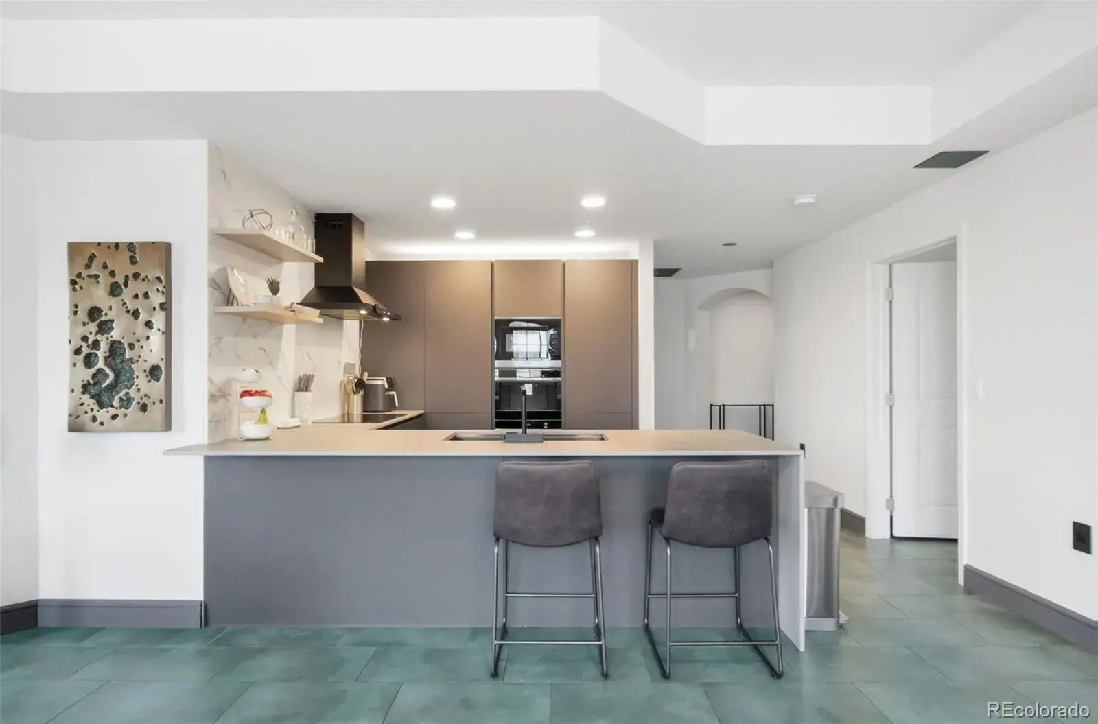 01132026000601 1600 11