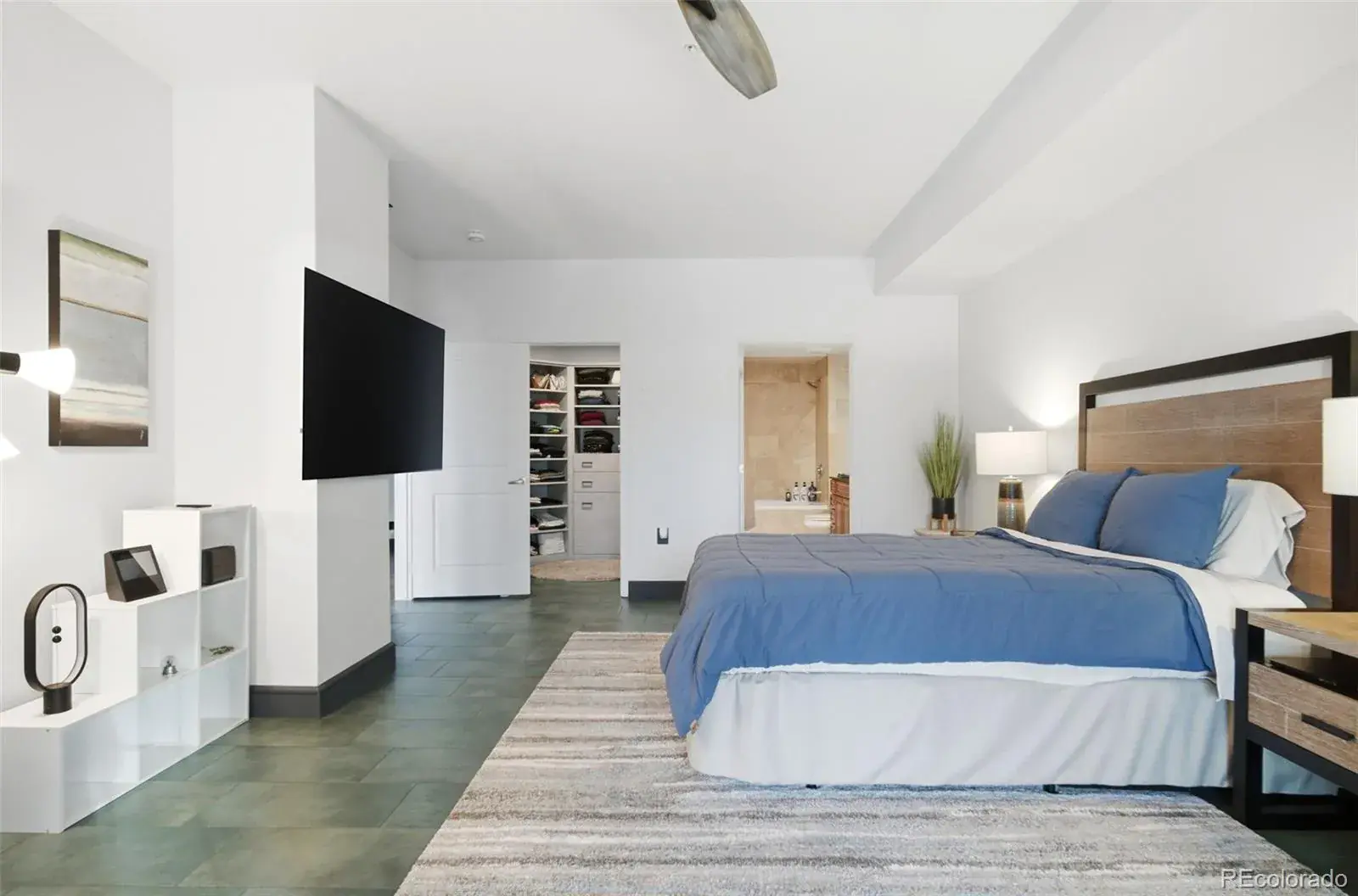 01132026000601 1600 19