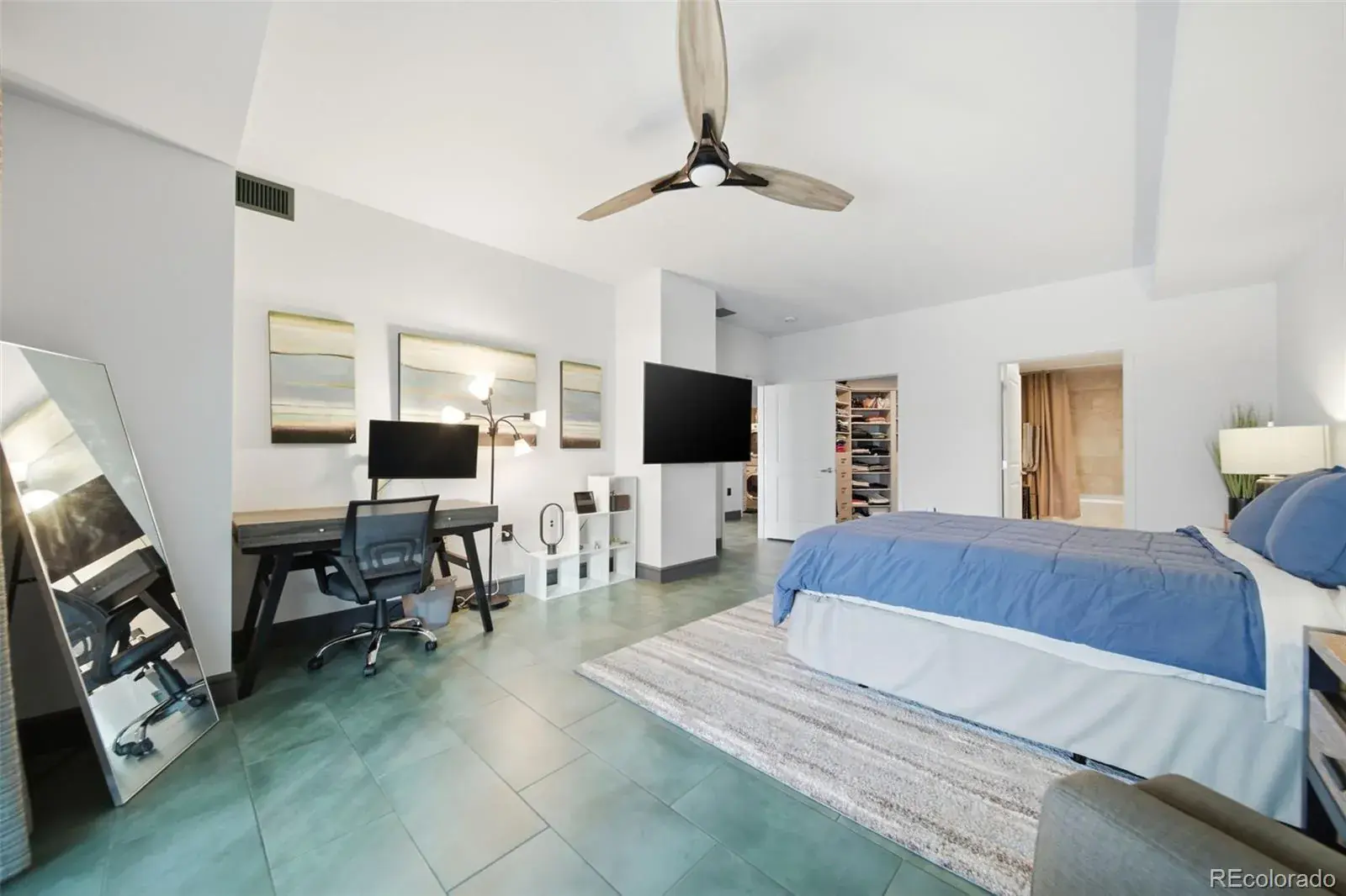 01132026000601 1600 20