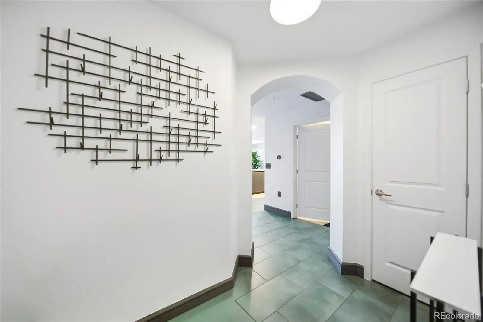 01132026000601 1600 31