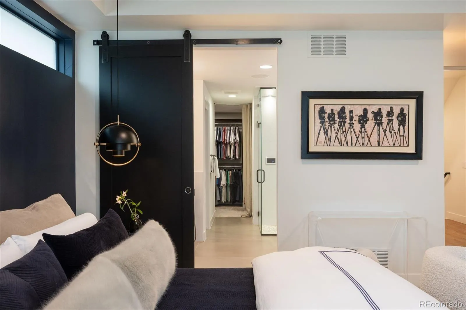 04042026202147 1600 21