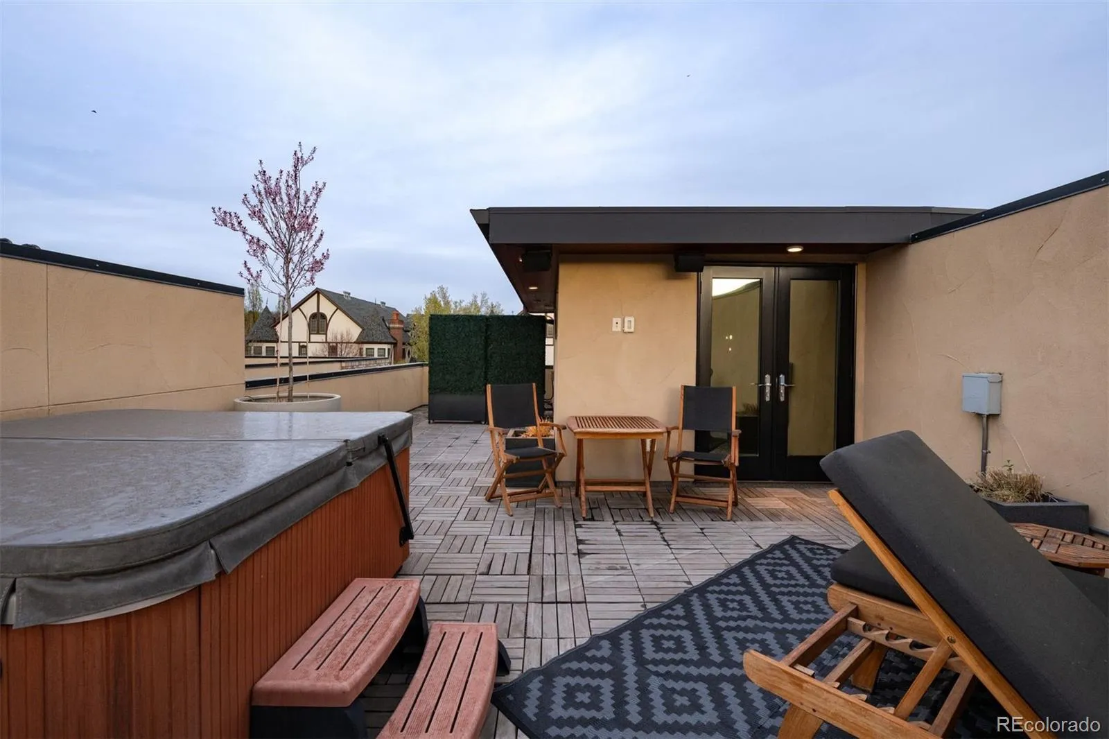 04042026202147 1600 28