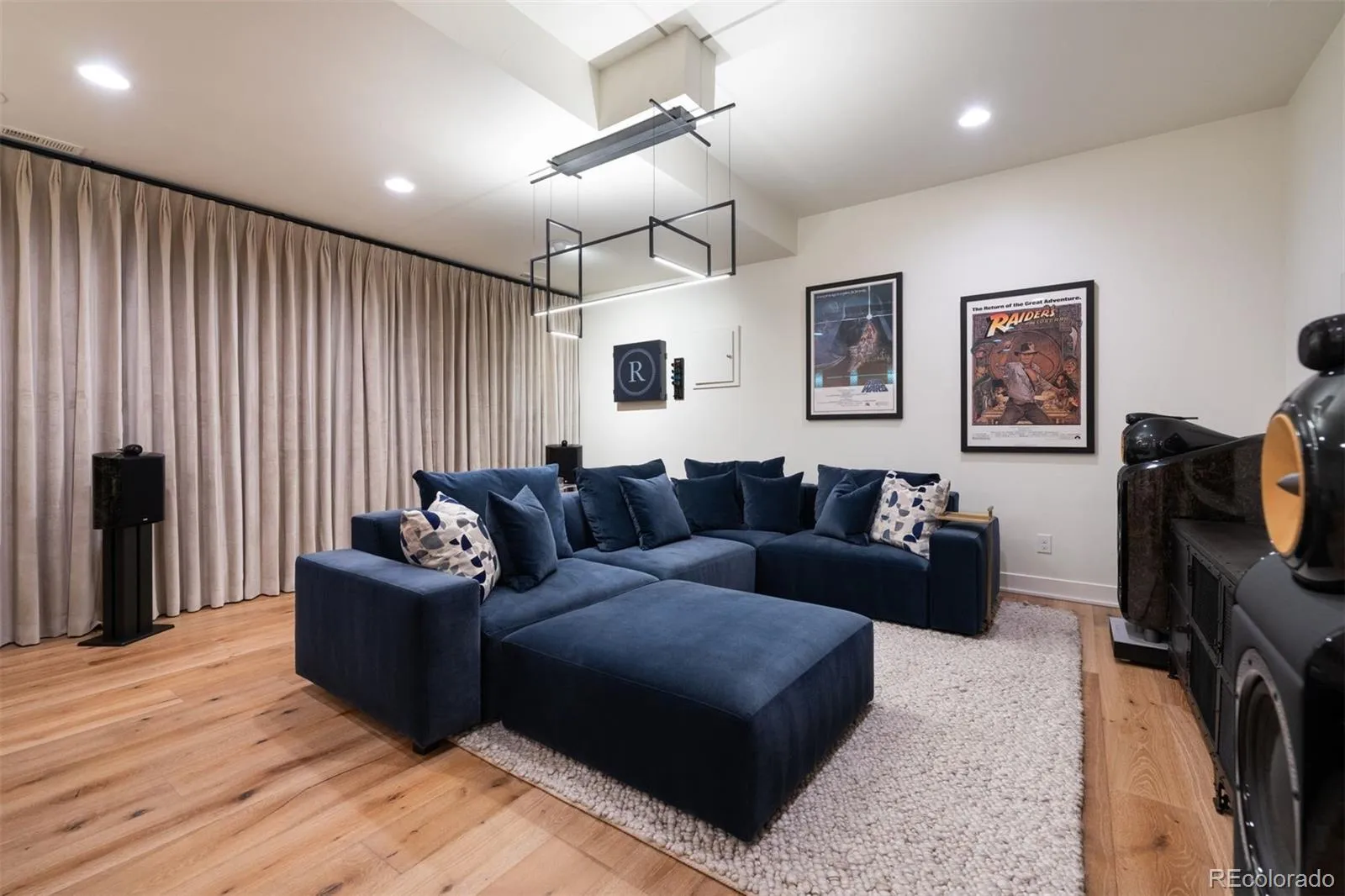 04042026202147 1600 30