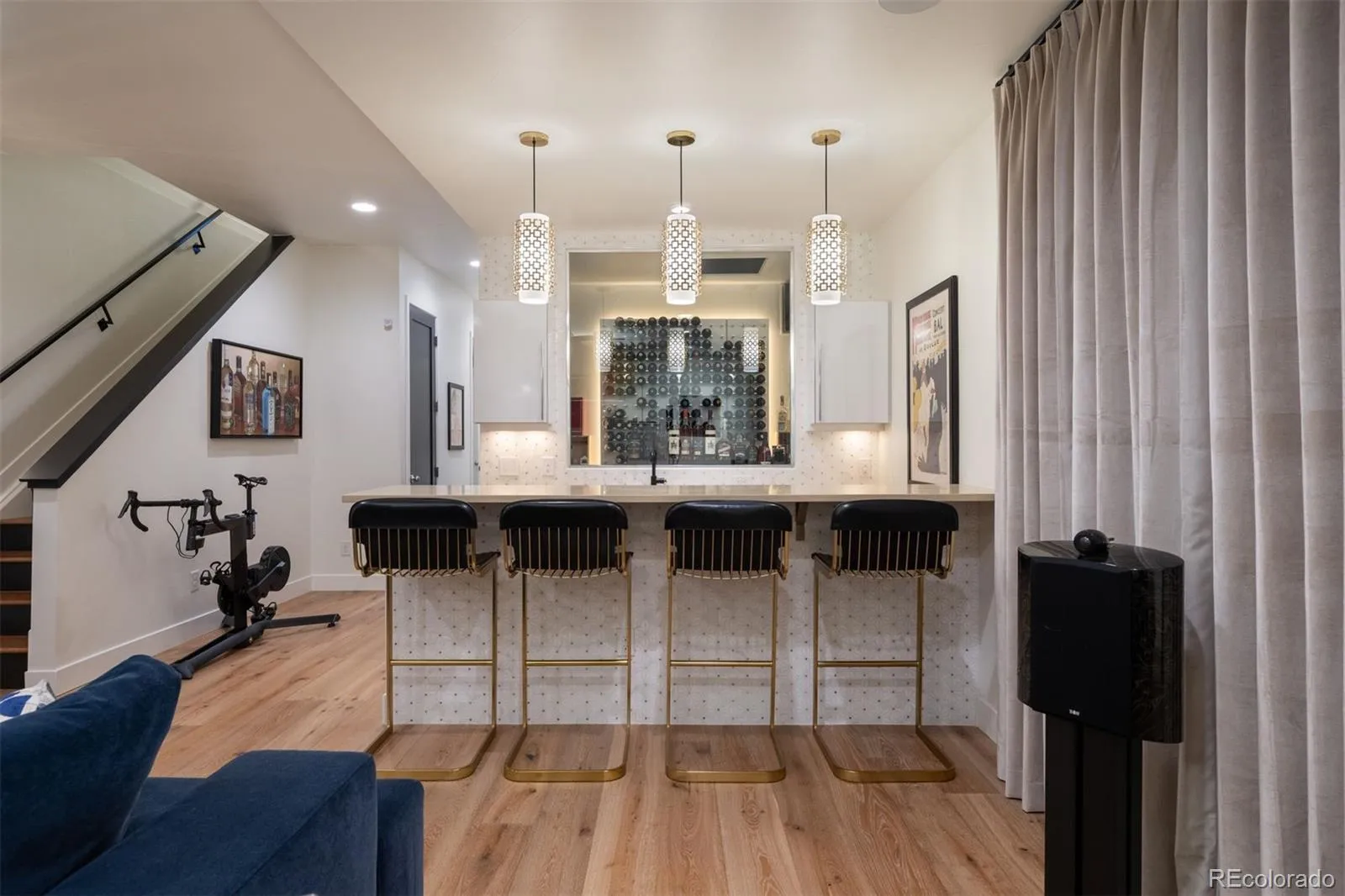 04042026202147 1600 32