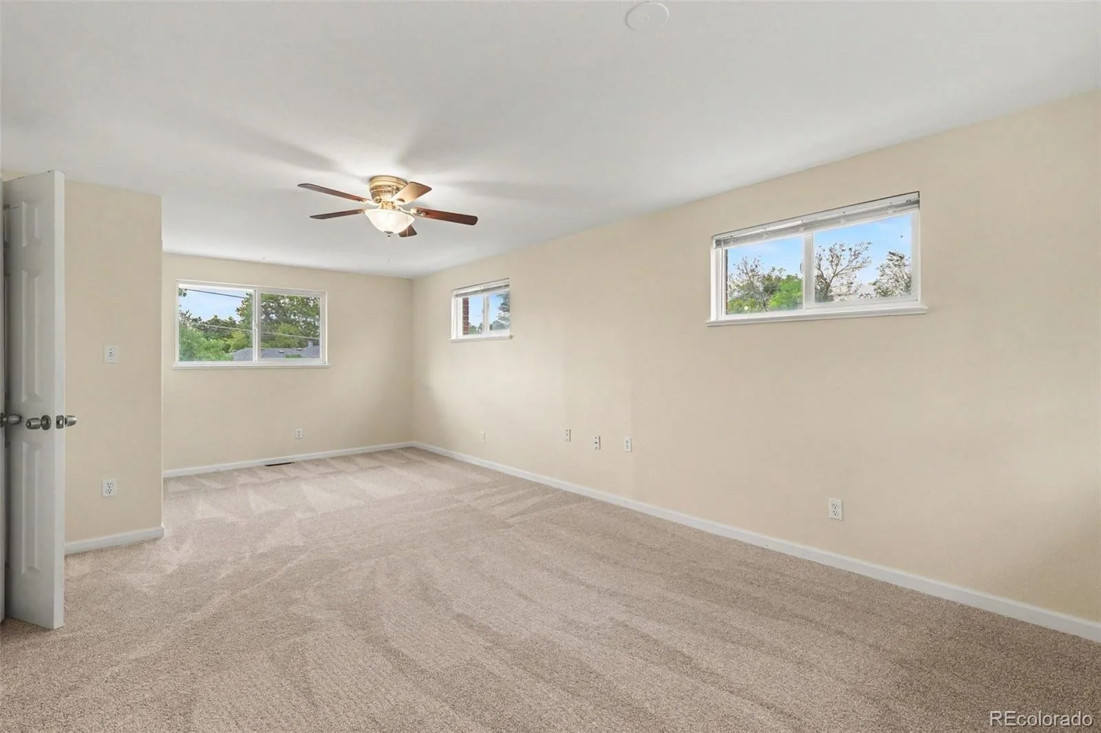 6196 Ammons Street Arvada CO 80004 | MLS #REC8929933 08282026033541 1600 11