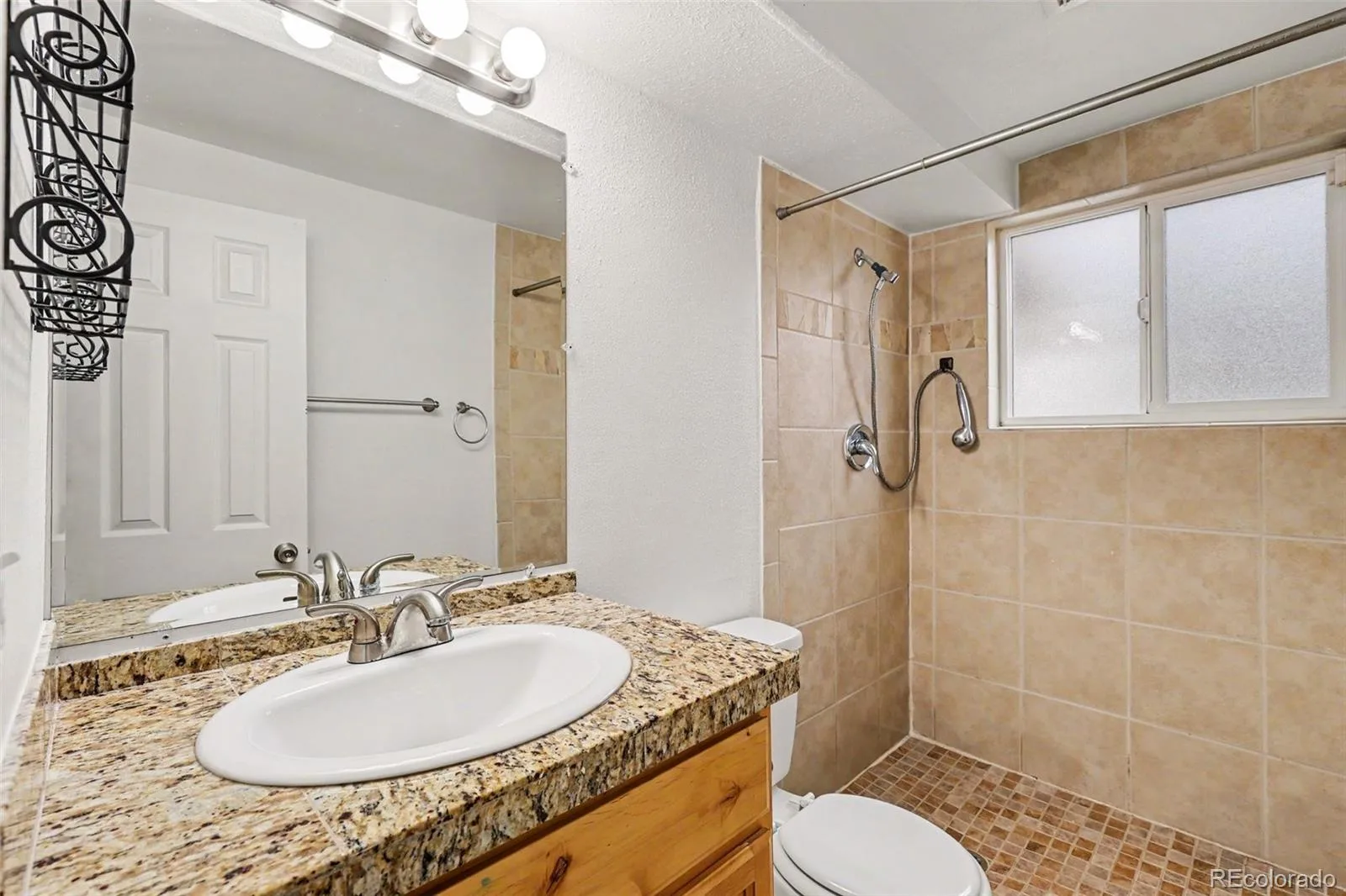 6196 Ammons Street Arvada CO 80004 | MLS #REC8929933 08282026033541 1600 16