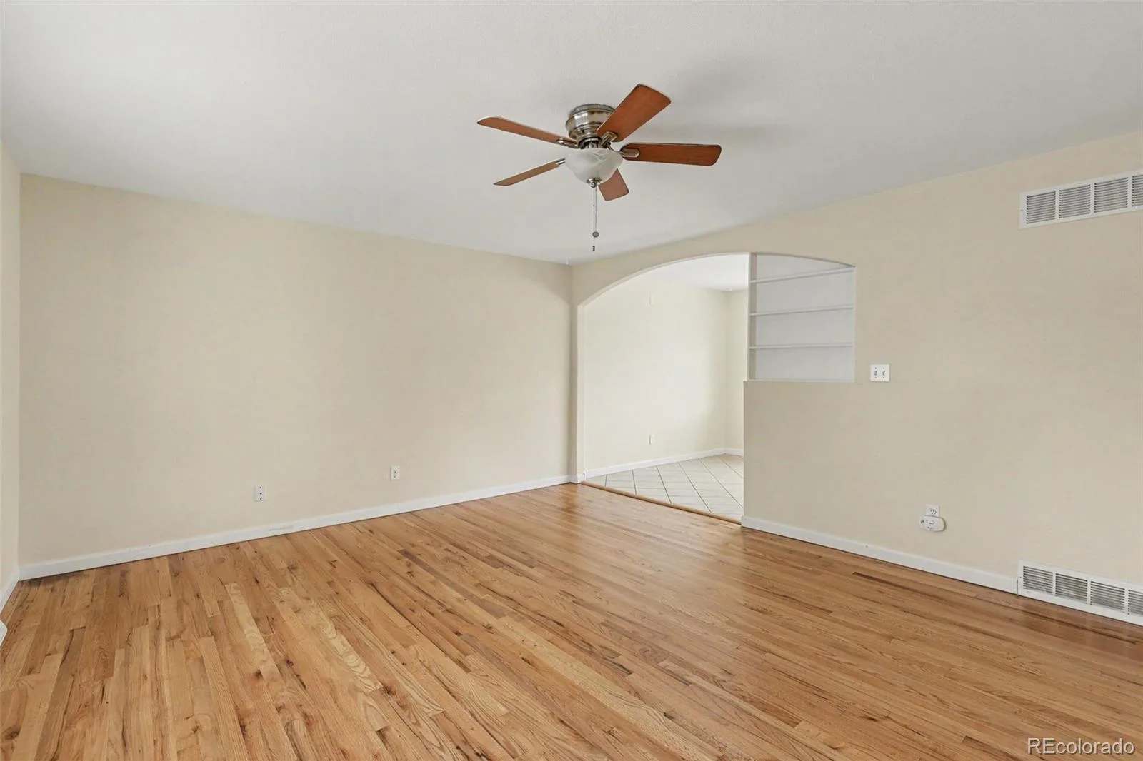 6196 Ammons Street Arvada CO 80004 | MLS #REC8929933 08282026033541 1600 5