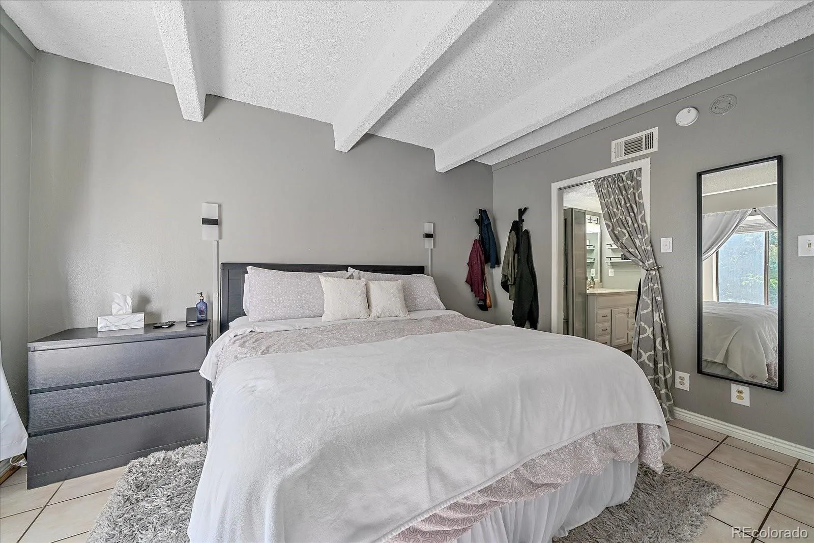 2525 S Dayton Way #2310 Denver CO 80231 MLS #REC8930120 06092026205255 1600 18
