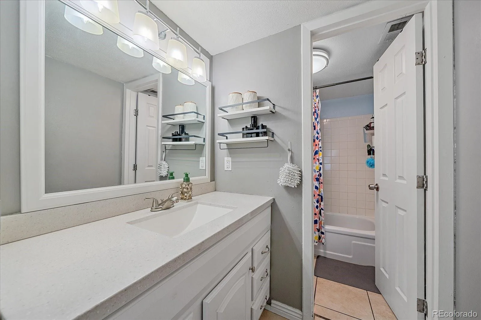 2525 S Dayton Way #2310 Denver CO 80231 MLS #REC8930120 06092026205255 1600 20