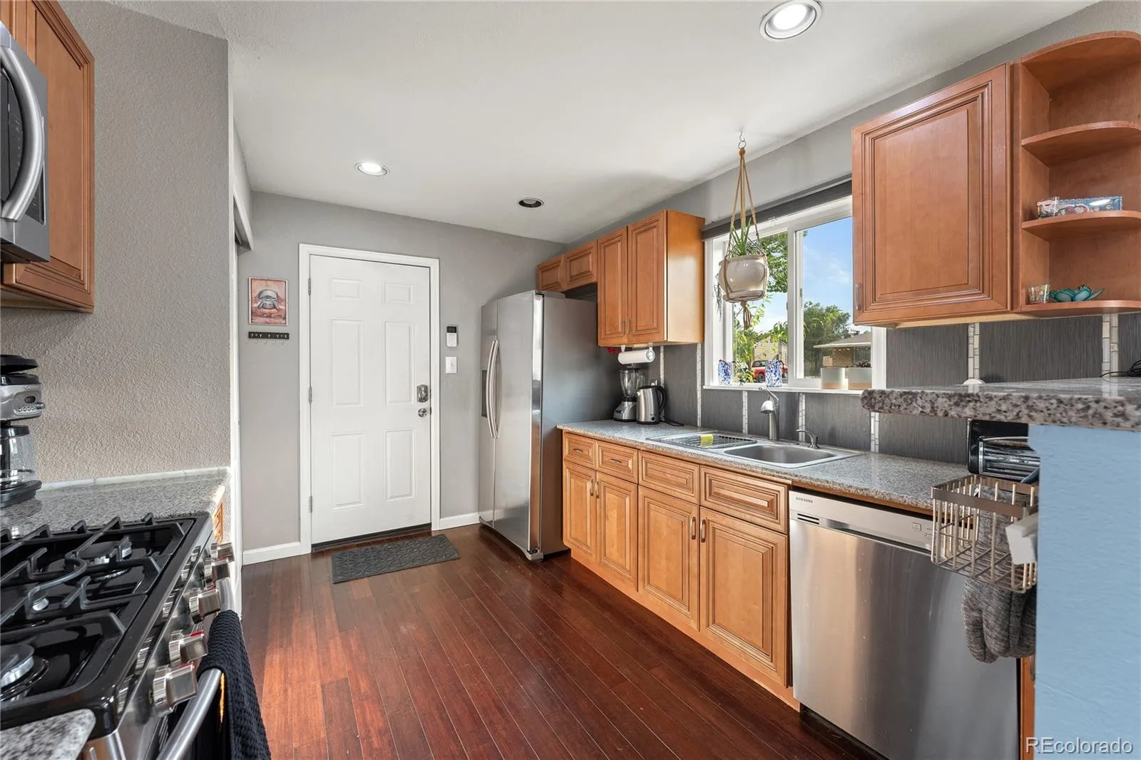 250 S Zenobia Street Denver CO 80219 | MLS #REC8930190 07312026231404 1600 7