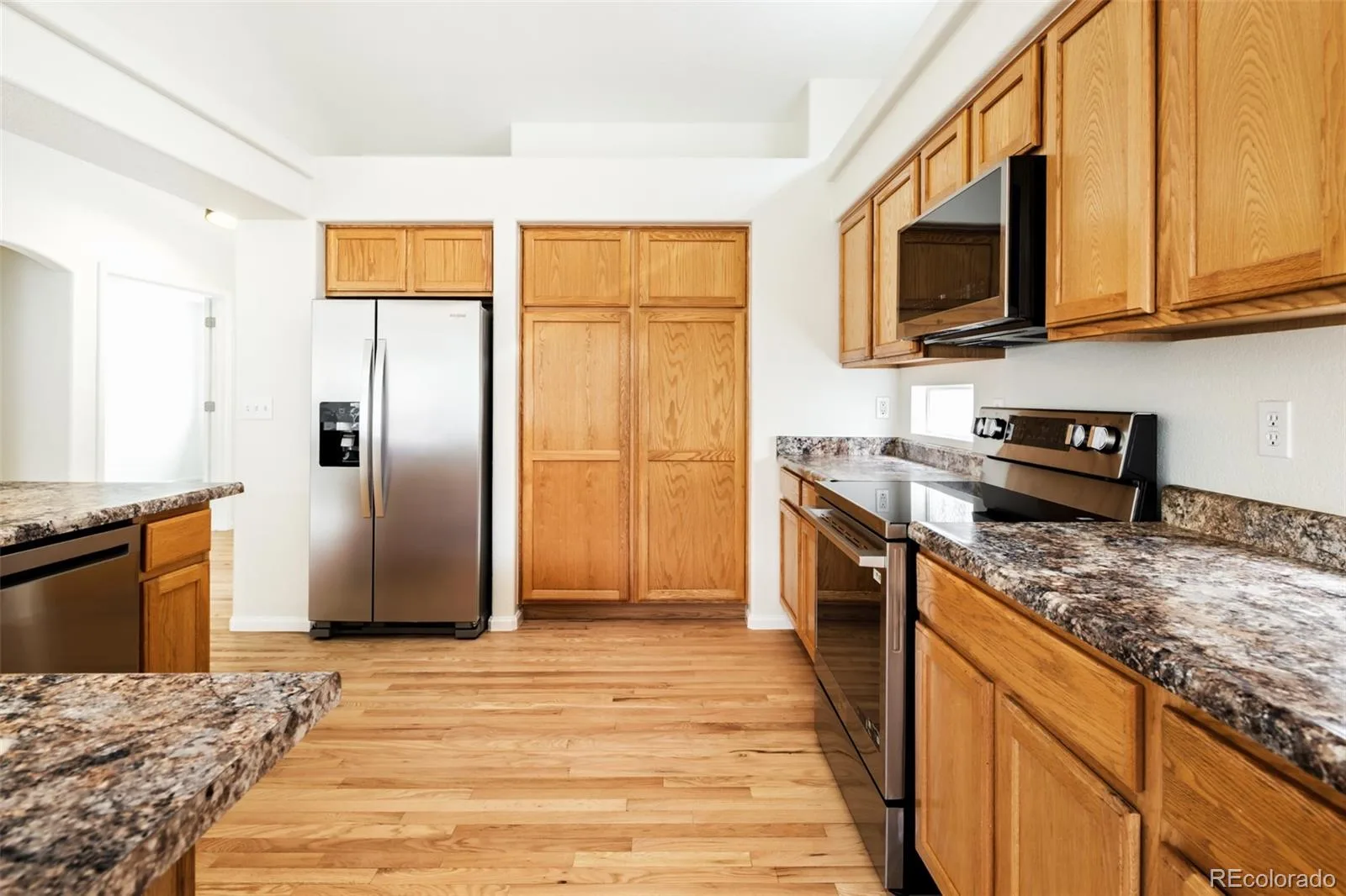 19926 E 40th Place Denver CO 80249 | MLS #REC8930719 09232026012300 1600 8