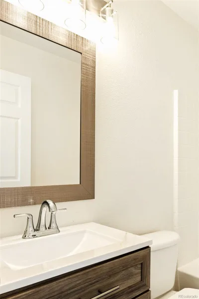 19926 E 40th Place Denver CO 80249 | MLS #REC8930719 09232026012300 800 25