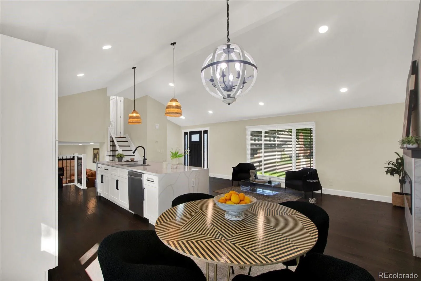 4074 S Willow Way Denver CO 80237 | MLS #REC8932994 08242026145654 1600 2