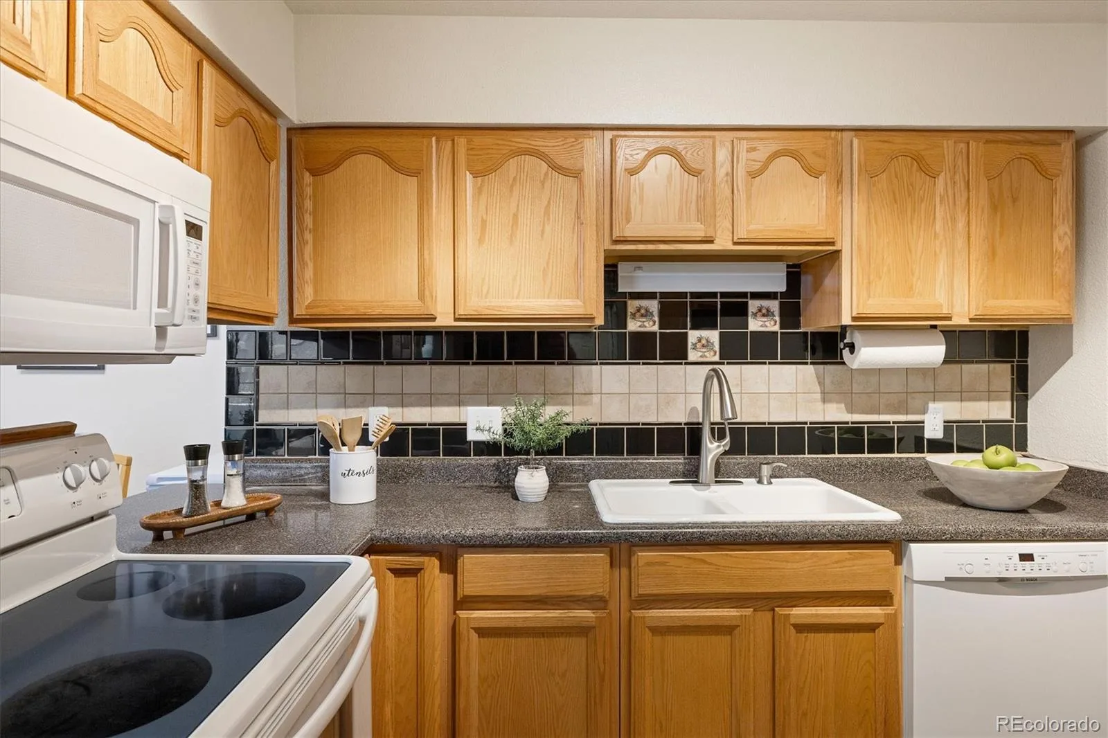 1820 Newland Court #204 Lakewood CO 80214 | MLS #REC8936635 08182026155404 1600 6