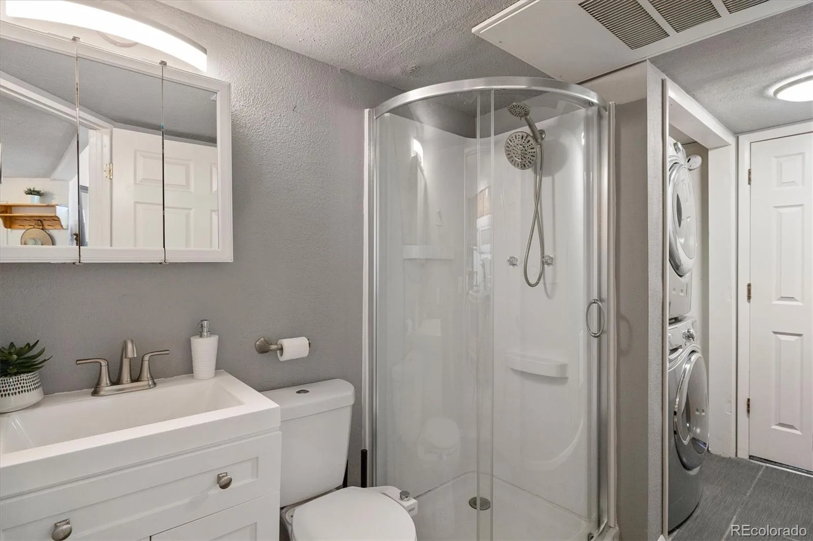 1820 Newland Court #204 Lakewood CO 80214 | MLS #REC8936635 08182026155404 1600 8