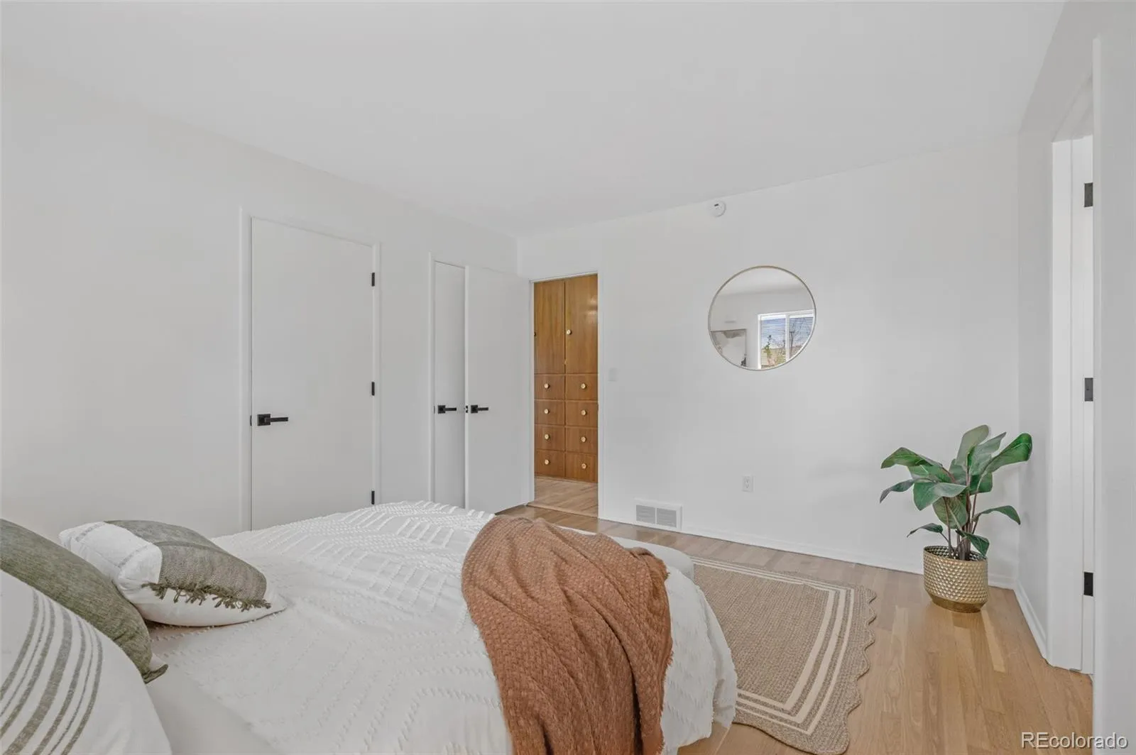 04152026235523 1600 25