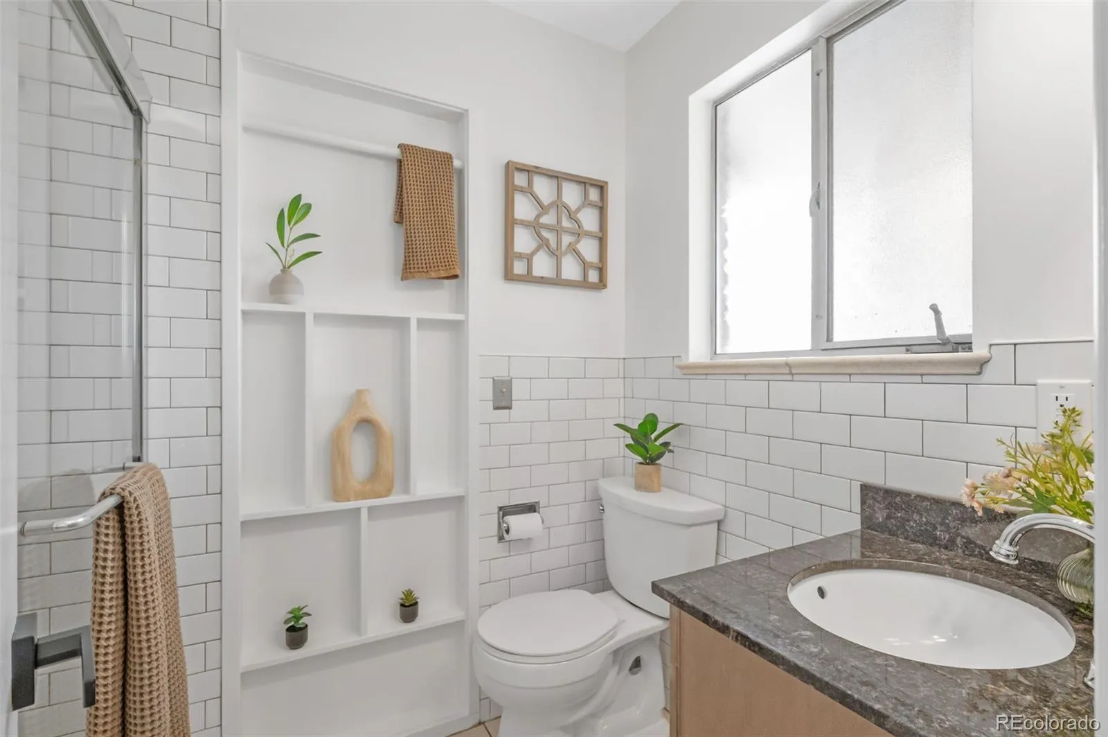 04152026235523 1600 26