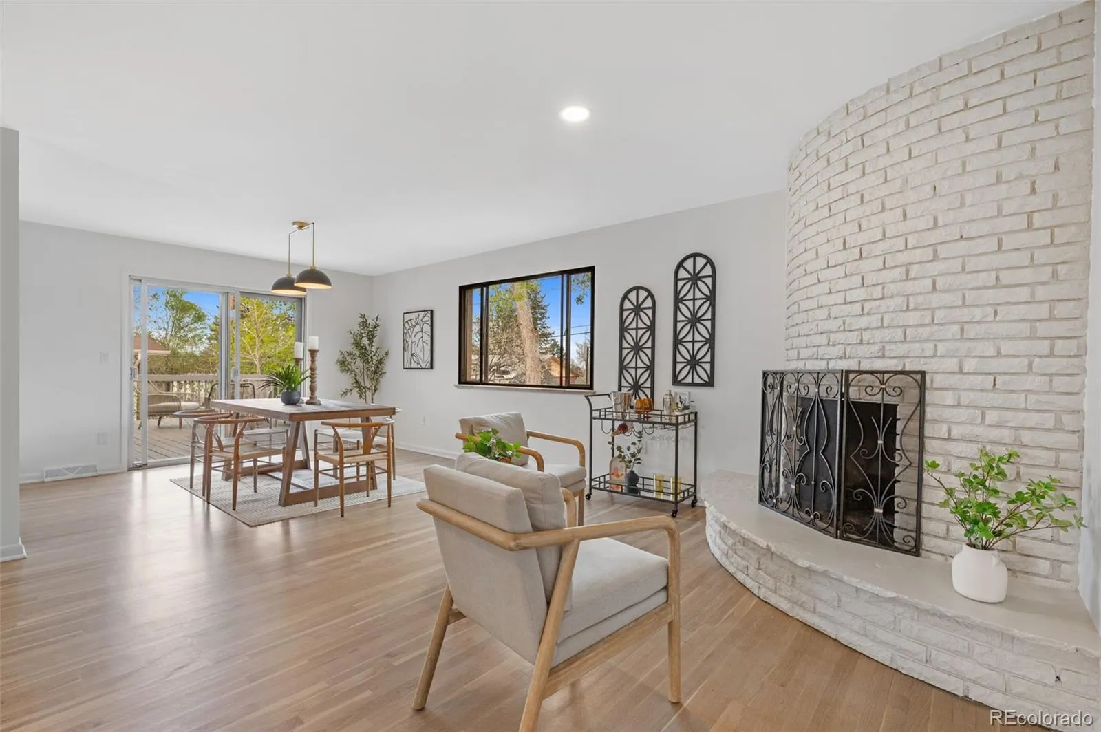 04152026235523 1600 4