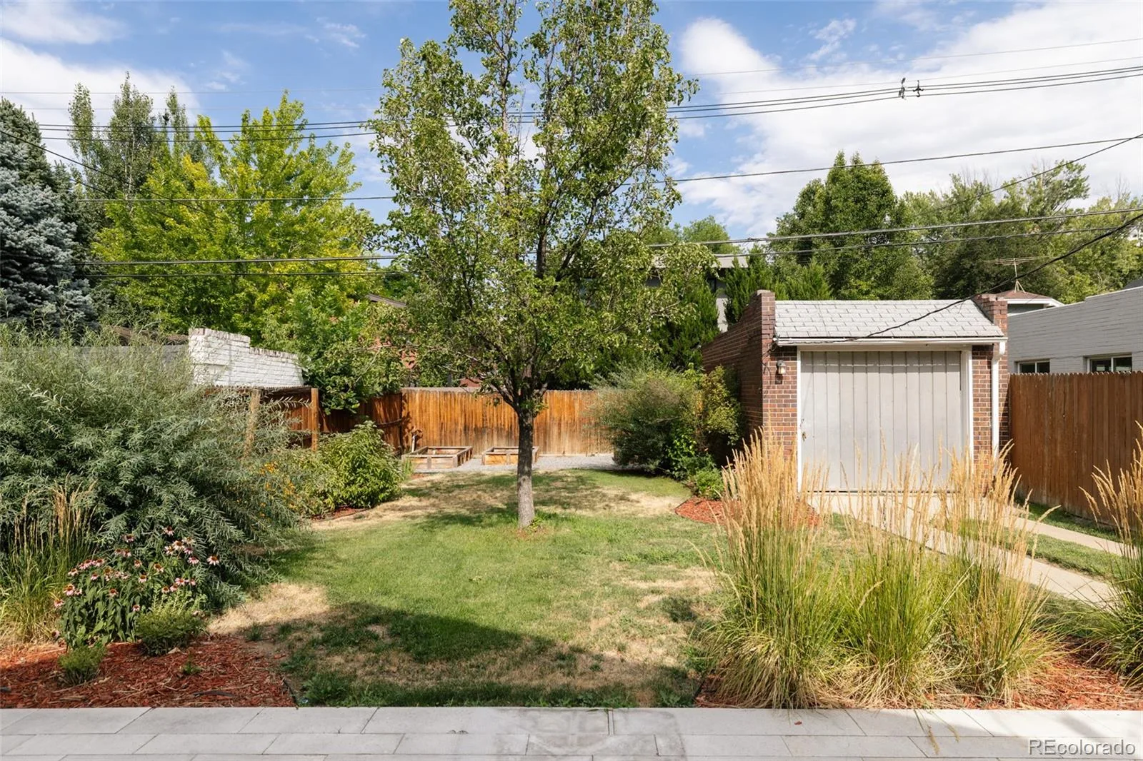640 Cherry Street Denver CO 80220 | MLS #REC8937839 07292026235056 1600 26