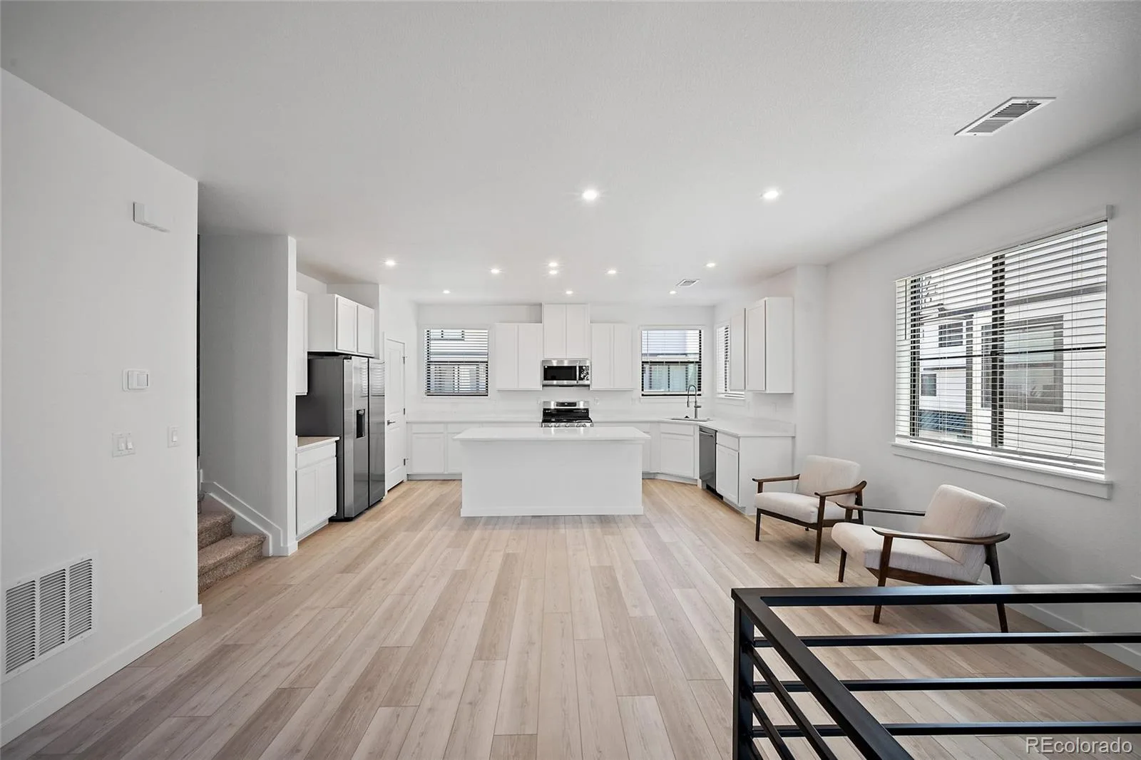 2078 S Holly Street #4 Denver CO 80222 | MLS #REC8938966 10022026004158 1600 10