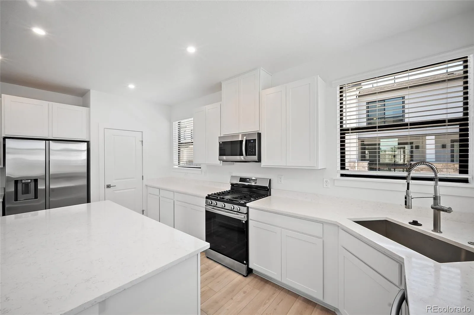 2078 S Holly Street #4 Denver CO 80222 | MLS #REC8938966 10022026004158 1600 3