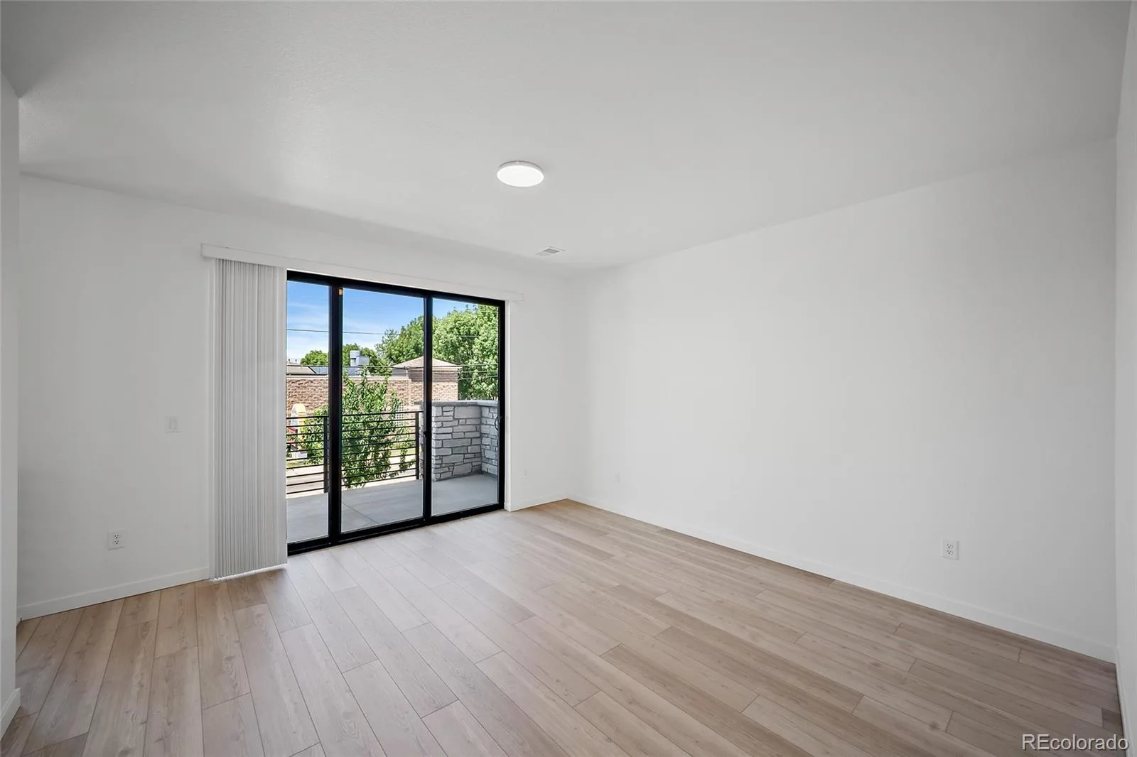 2078 S Holly Street #4 Denver CO 80222 | MLS #REC8938966 10022026004158 1600 8