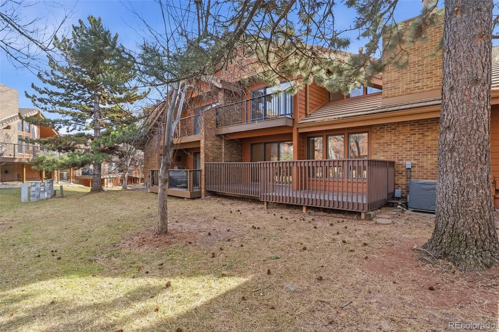 5403 Coyote Canyon Way #B Morrison CO 80465 | MLS #REC8939010 02202026051158 1600 28