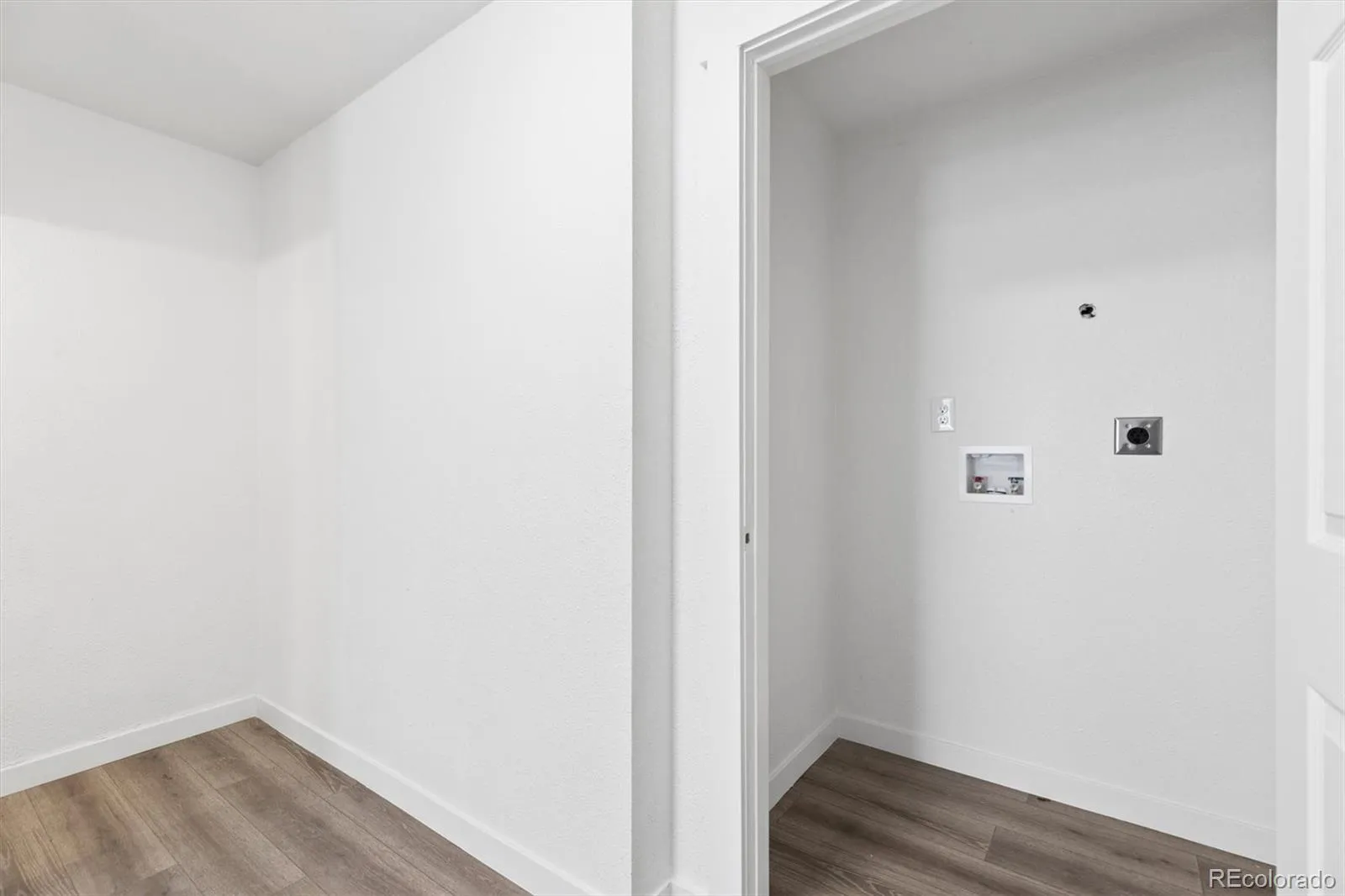 04162026213020 1600 18