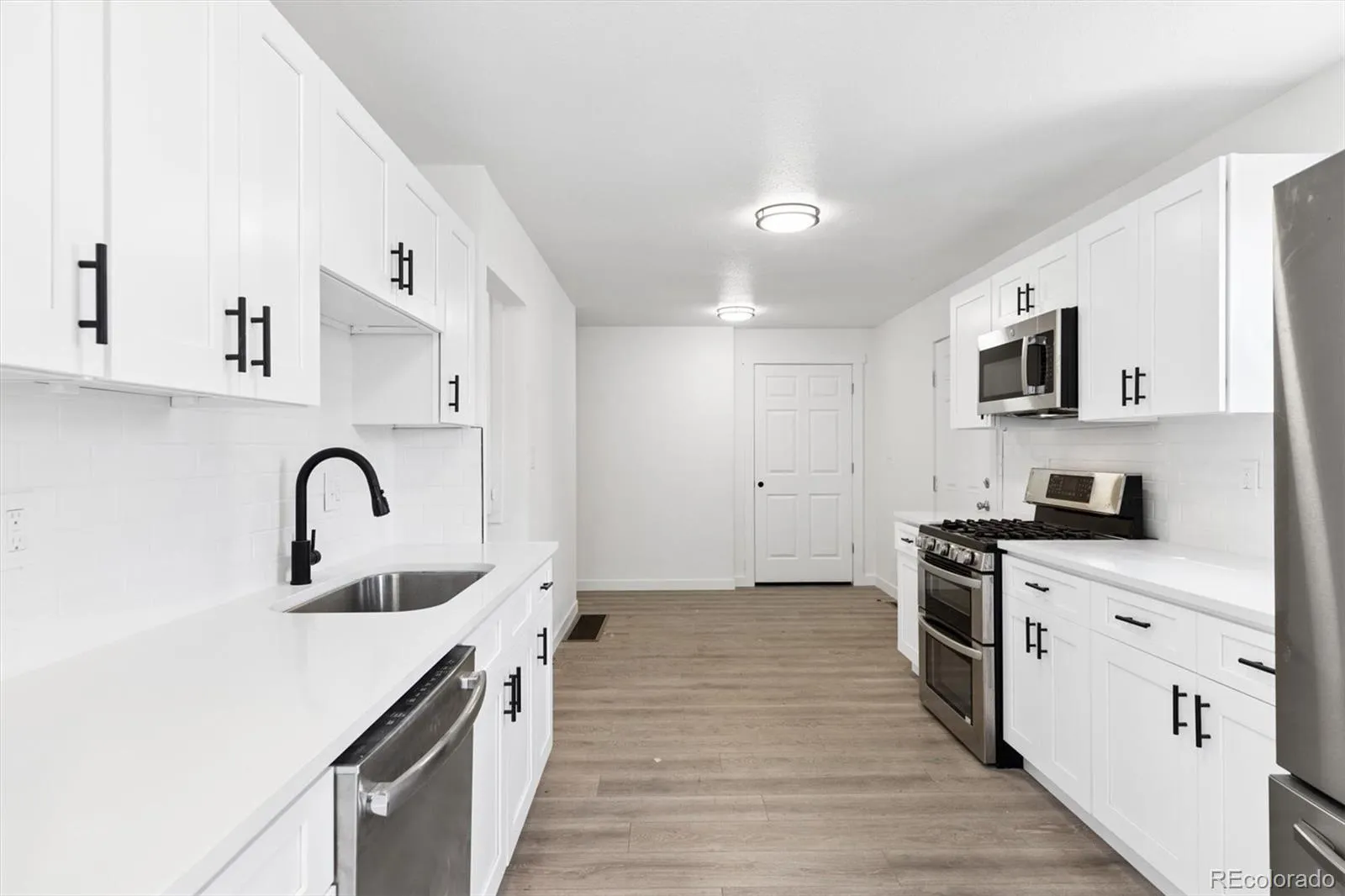 04162026213020 1600 5