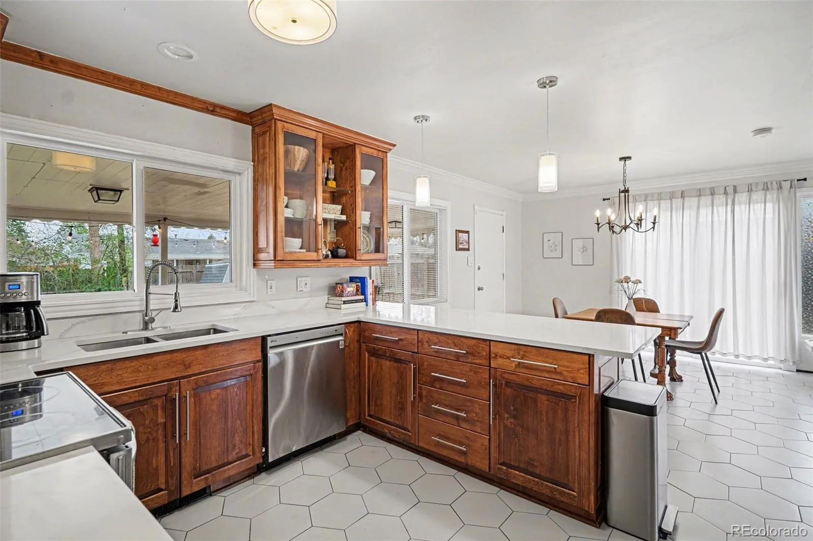 04092026143635 1600 15