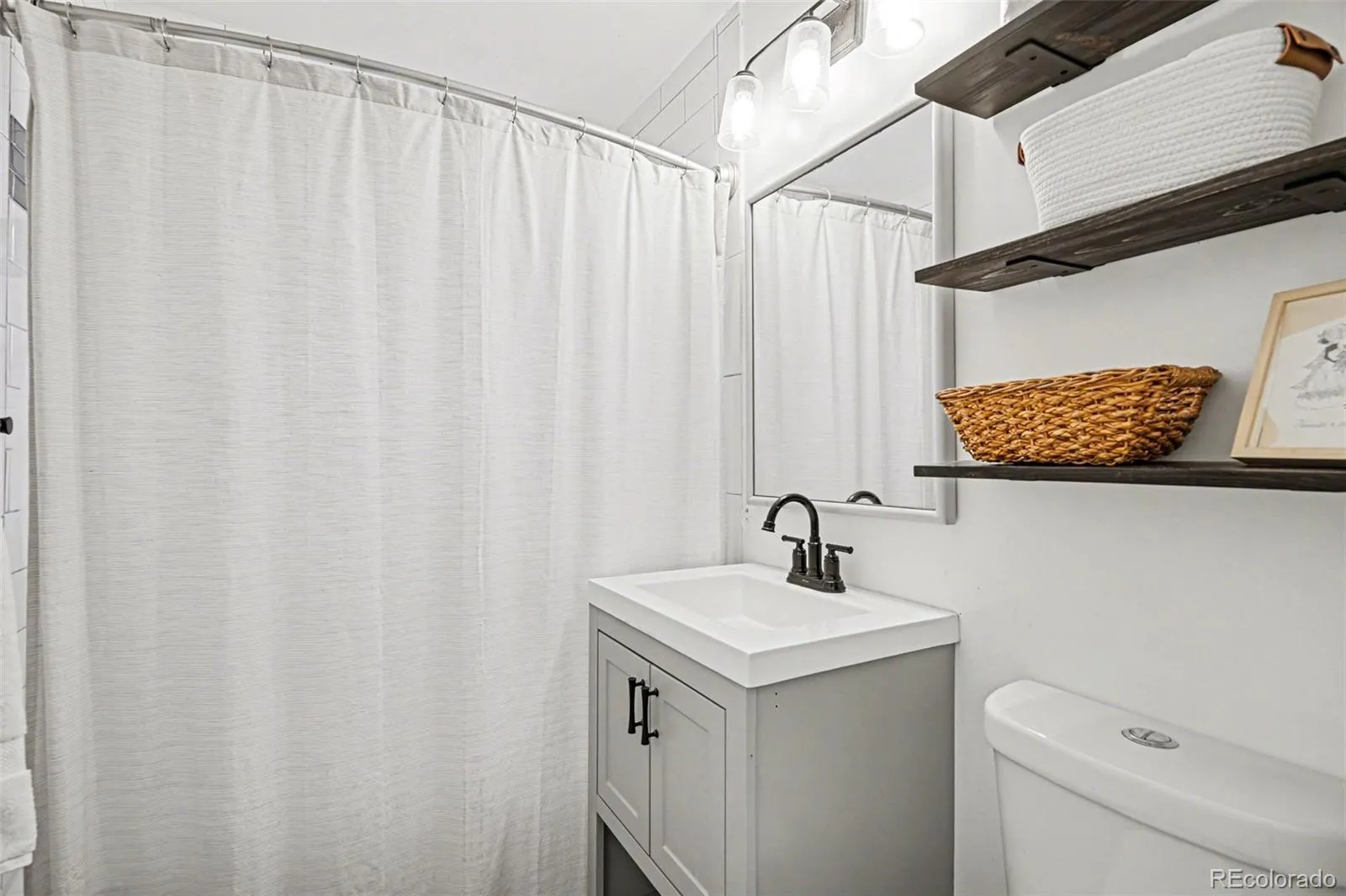 04092026143635 1600 16