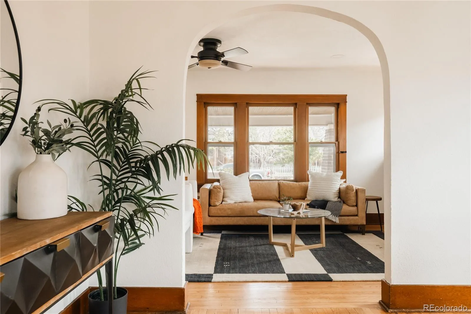 04142026230845 1600 12